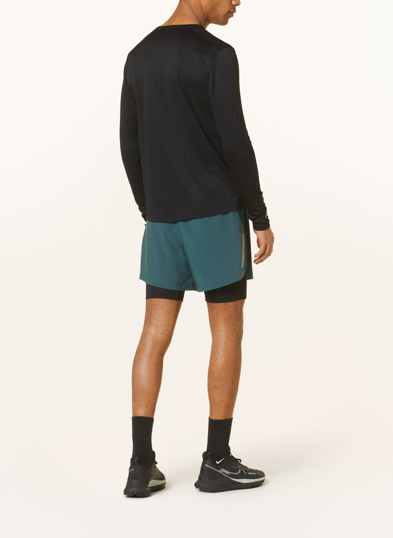 Nike 2-in-1 running shorts DRI-FIT RUN DIVISION STRIDE, Color: DARK GREEN/ BLACK (Image 3)