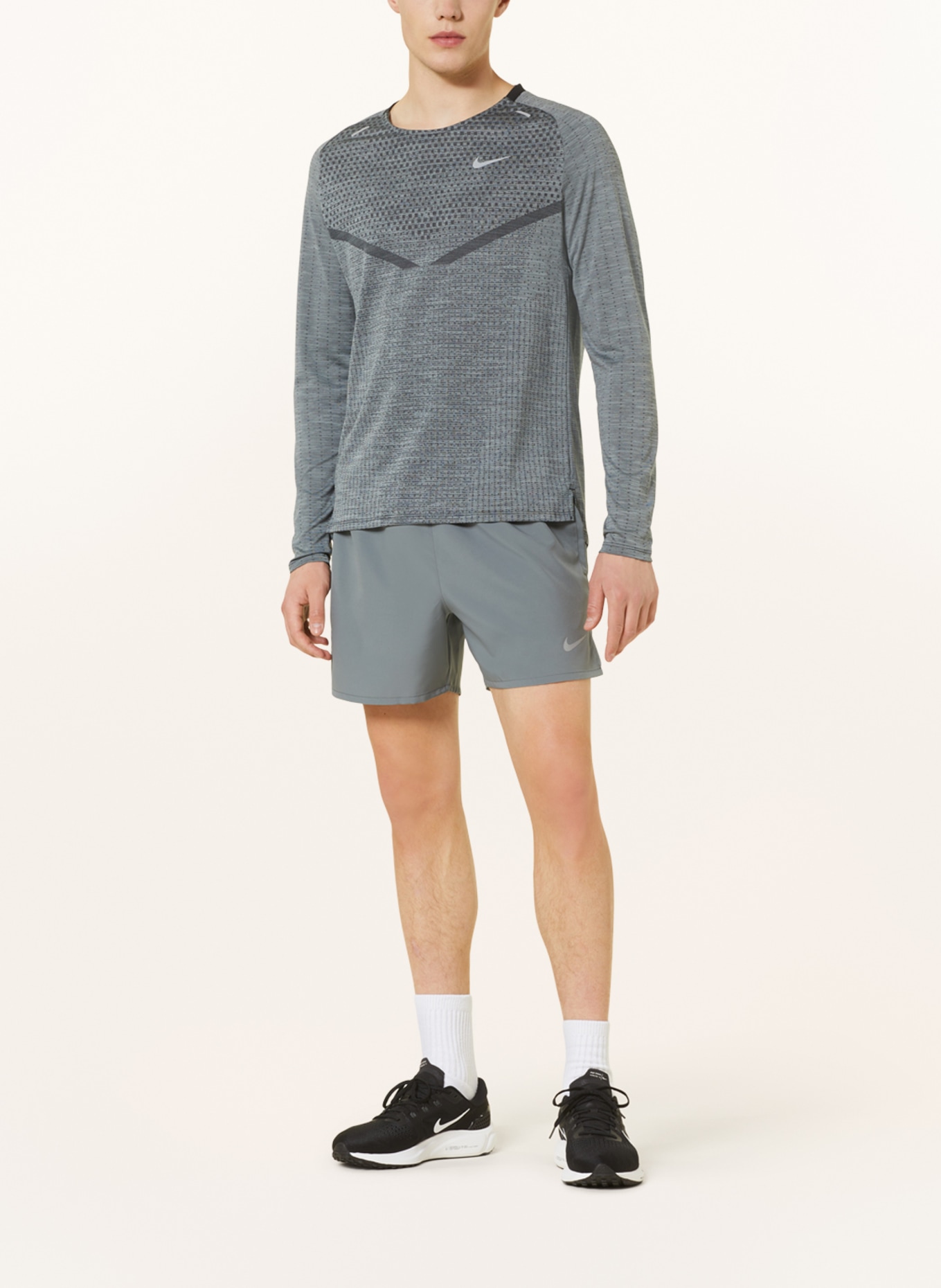 Nike 2-in-1 running shorts CHALLENGER, Color: GRAY (Image 2)