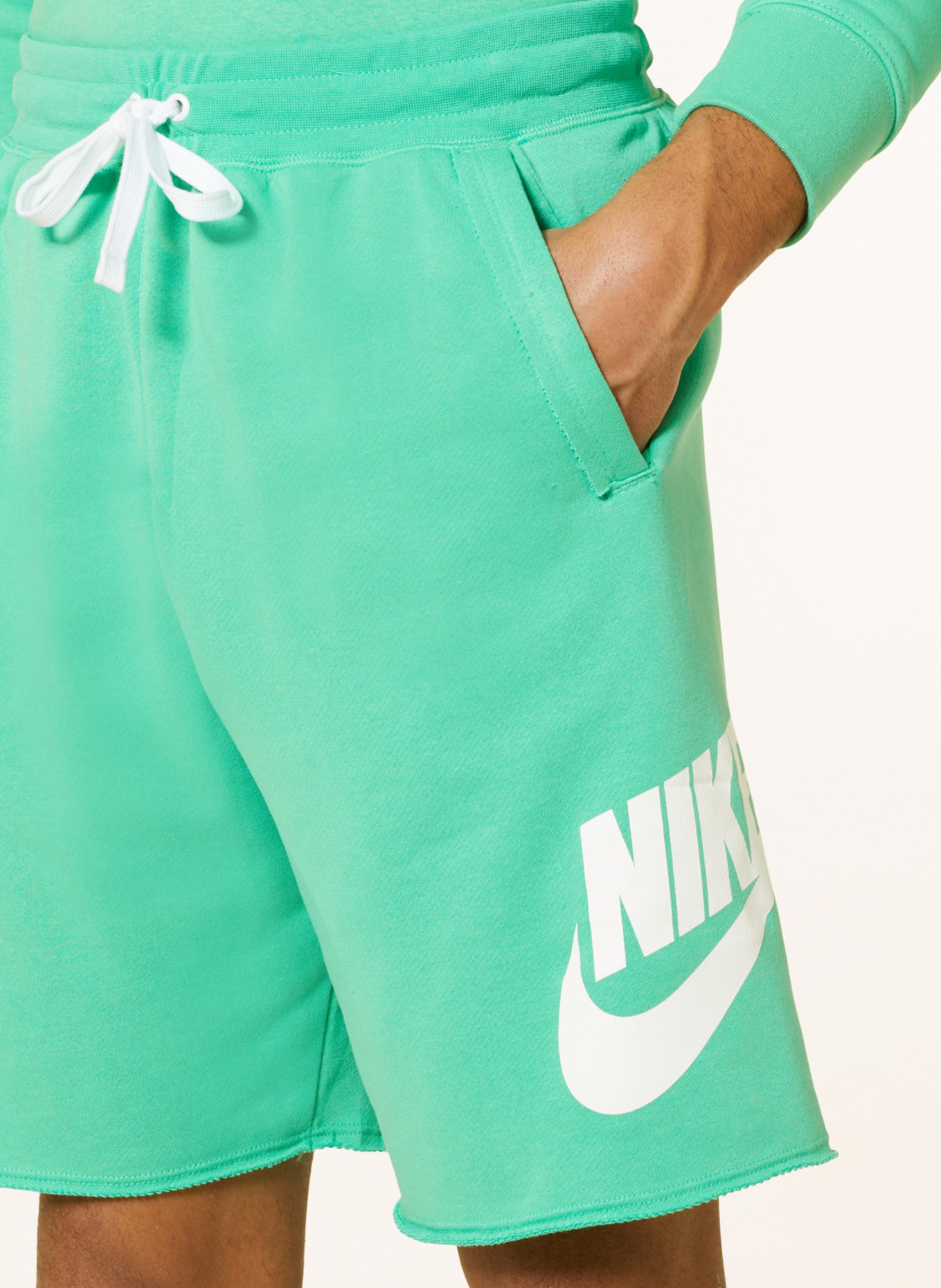 Nike Šortky z mikinové látky CLUB, Barva: ZELENÁ (Obrázek 5)