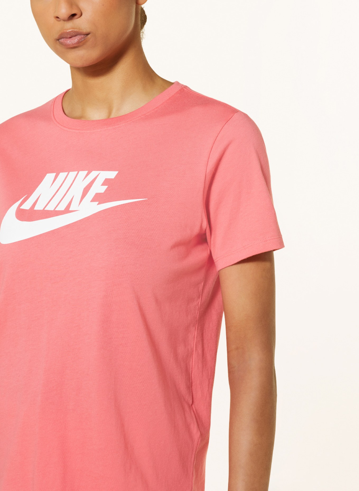 Nike T-Shirt SPORTSWEAR ESSENTIALS, Farbe: LACHS (Bild 4)