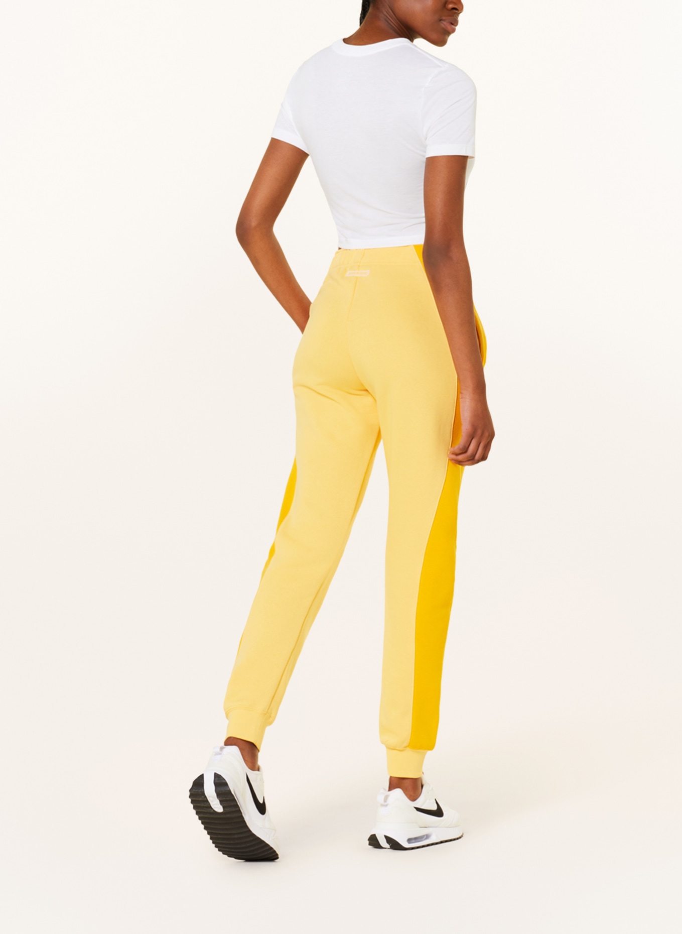 Nike Spodnie dresowe, Kolor: CIEMNOŻÓŁTY/ ŻÓŁTY (Obrazek 3)