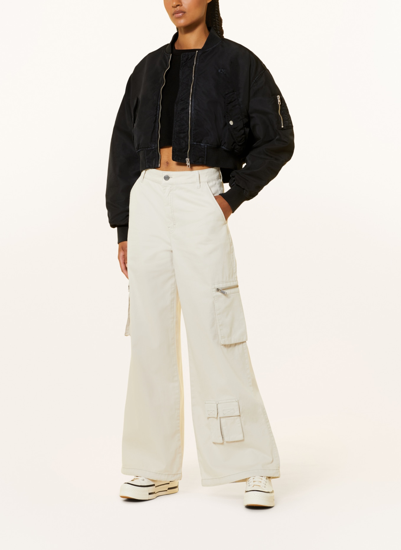 Calvin Klein Jeans Cropped-Blouson, Farbe: SCHWARZ (Bild 2)