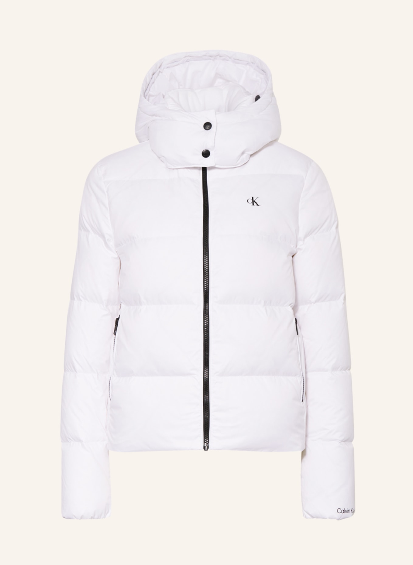 Calvin Klein Jeans Péřová bunda s odnímatelnou kapucí, Barva: BÍLÁ (Obrázek 1)