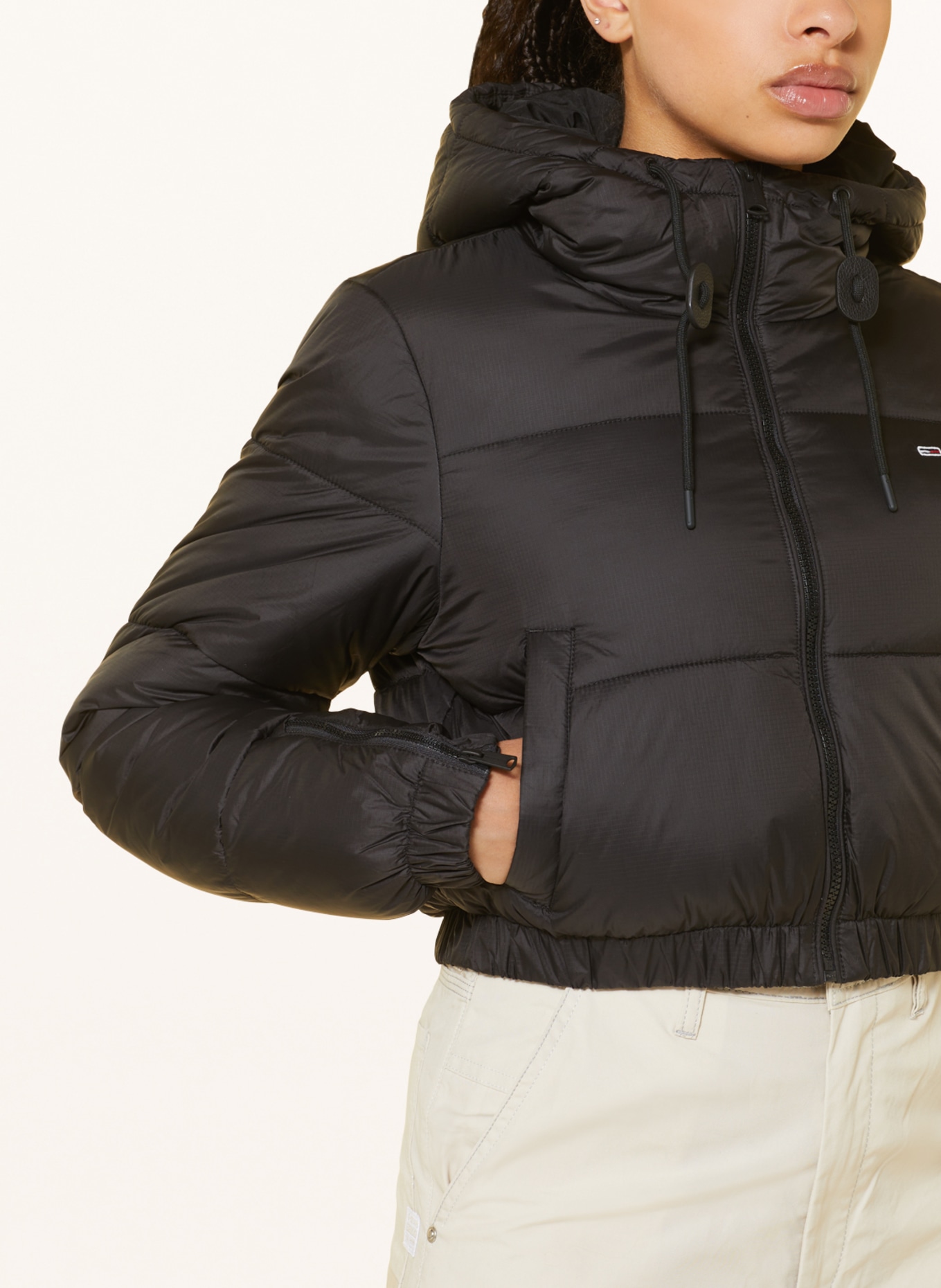 TOMMY JEANS Cropped quilted jacket in black