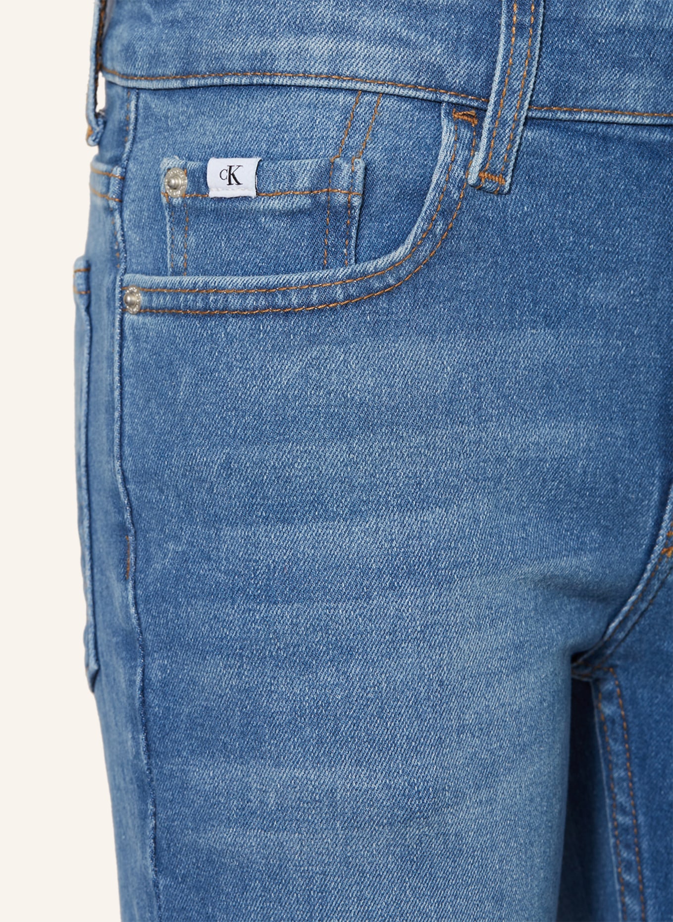 Calvin Klein Jeans Slim Fit, Farbe: 1A4 Mid Blue (Bild 3)