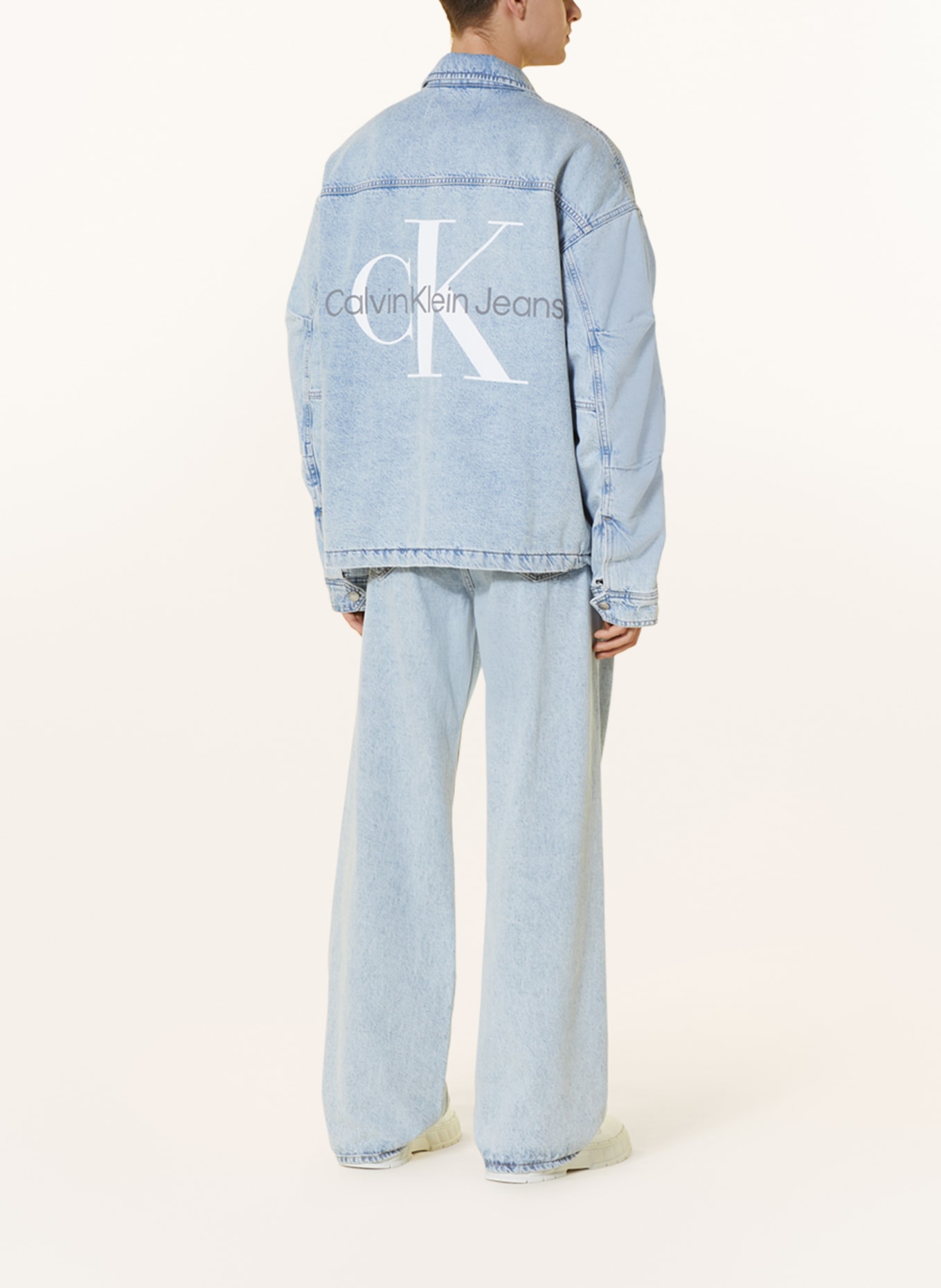 Calvin Klein Jeans Jeansy 90S Loose Fit, Kolor: 1AA Denim Light (Obrazek 3)