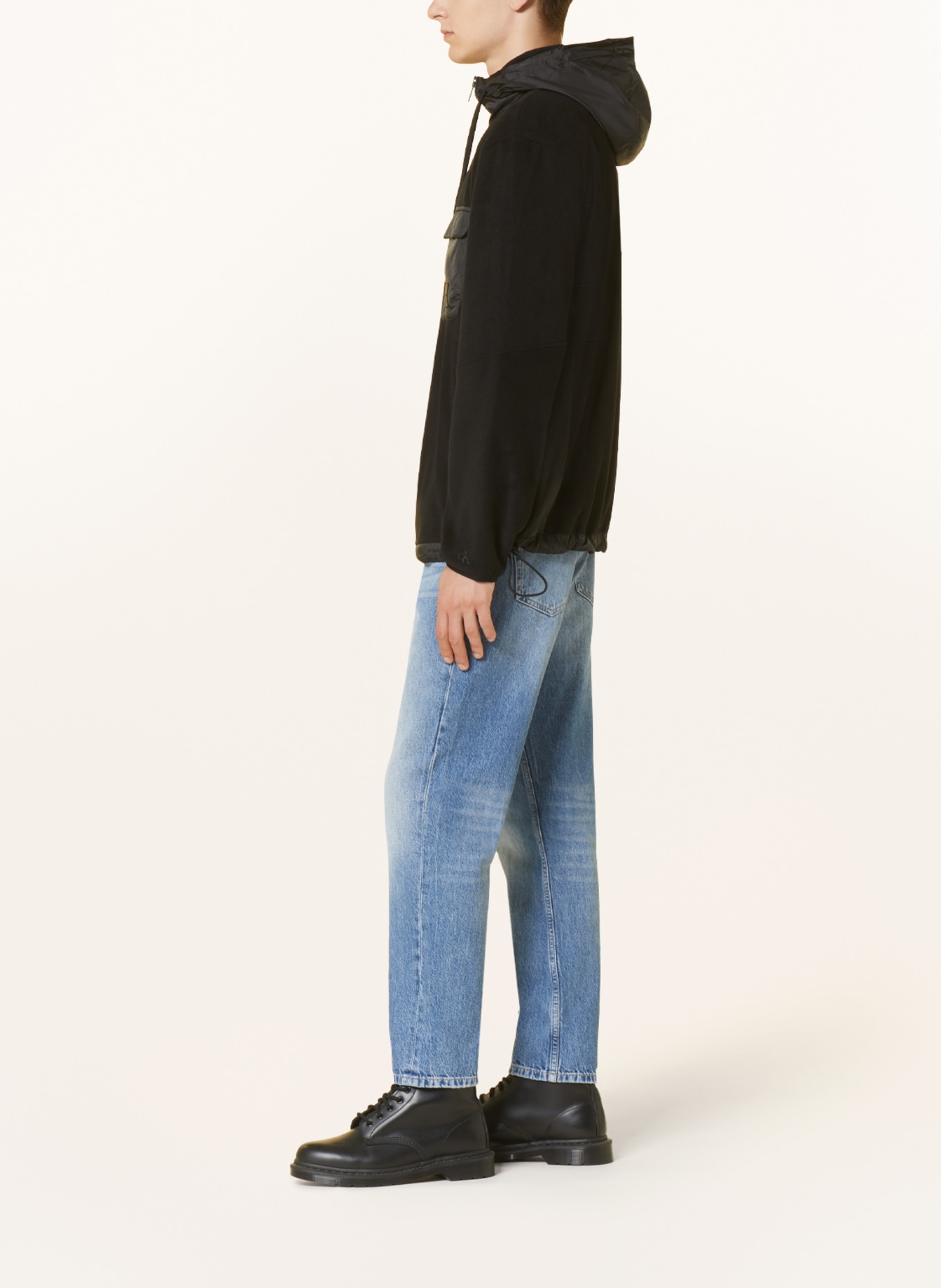 Calvin Klein Jeans Schlupfjacke im Materialmix, Farbe: SCHWARZ (Bild 4)