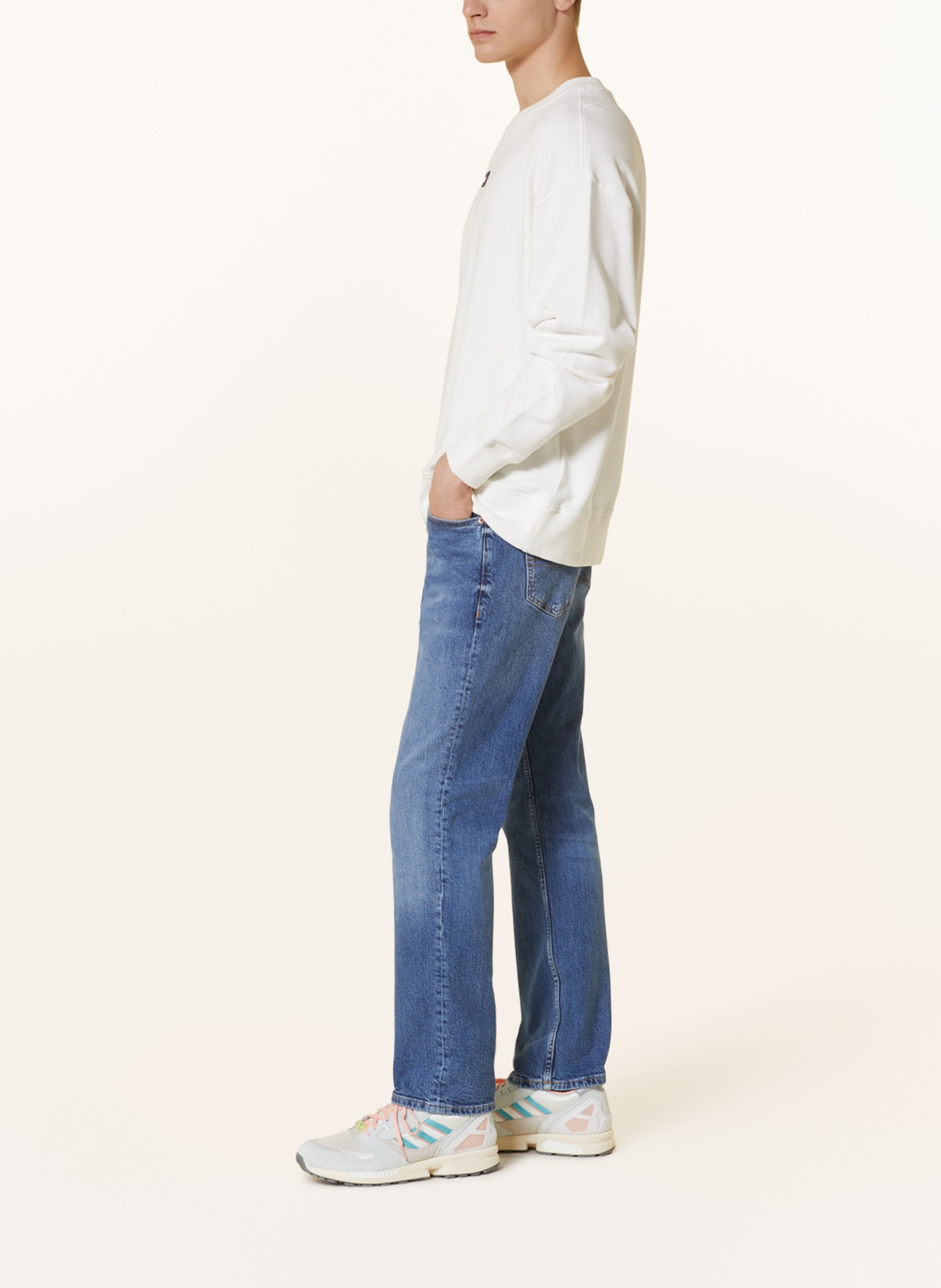 TOMMY JEANS Jeans RYAN Regular Straight Fit, Farbe: 1A5 Denim Medium (Bild 4)
