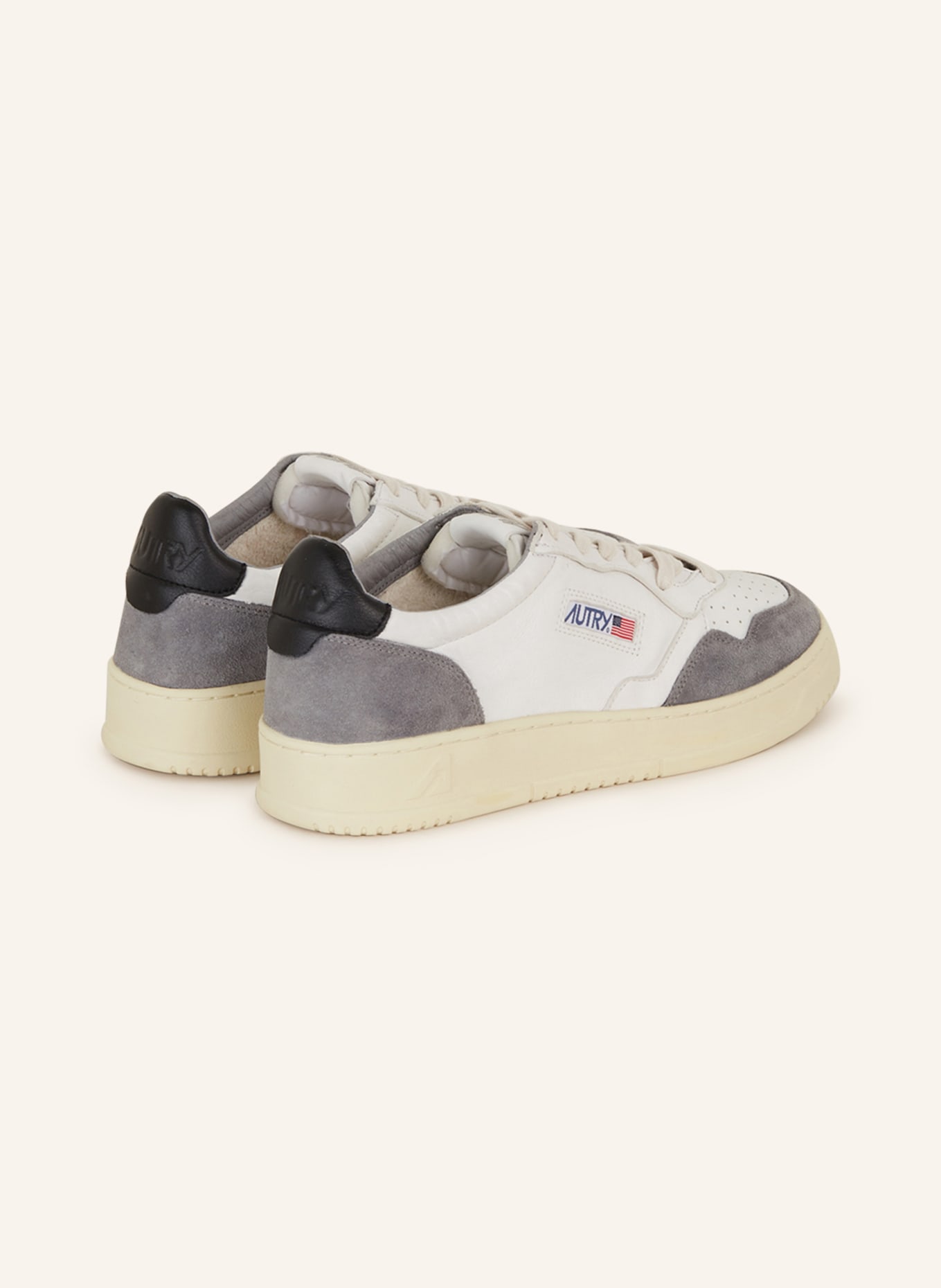 AUTRY Sneakers MEDALIST LOW, Color: WHITE/ GRAY (Image 2)