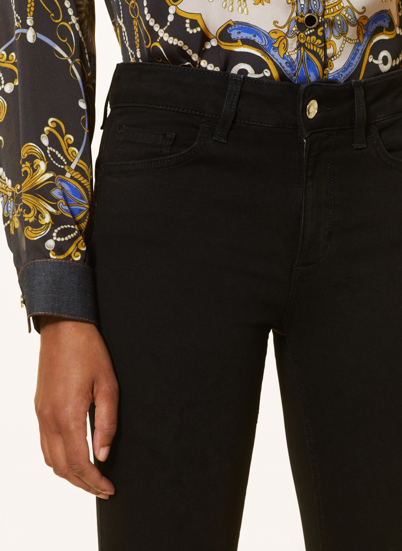 LIU JO Skinny Jeans mit Schmucksteinen, Farbe: 88000 Den.Nero normal wash (Bild 5)