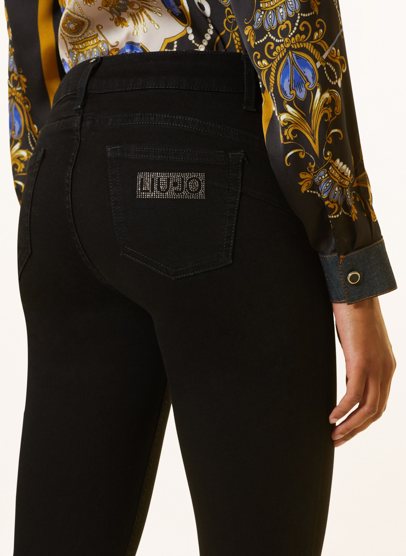 LIU JO Skinny Jeans mit Schmucksteinen, Farbe: 88000 Den.Nero normal wash (Bild 6)
