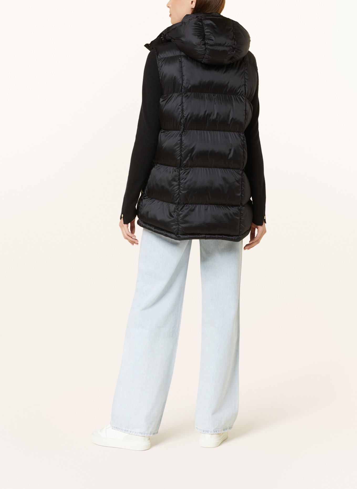 No.1 Como Quilted vest MILLIE WE with detachable hood, Color: BLACK (Image 3)