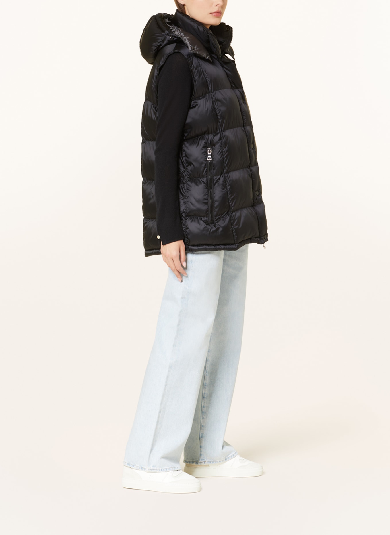 No.1 Como Quilted vest MILLIE WE with detachable hood, Color: BLACK (Image 4)