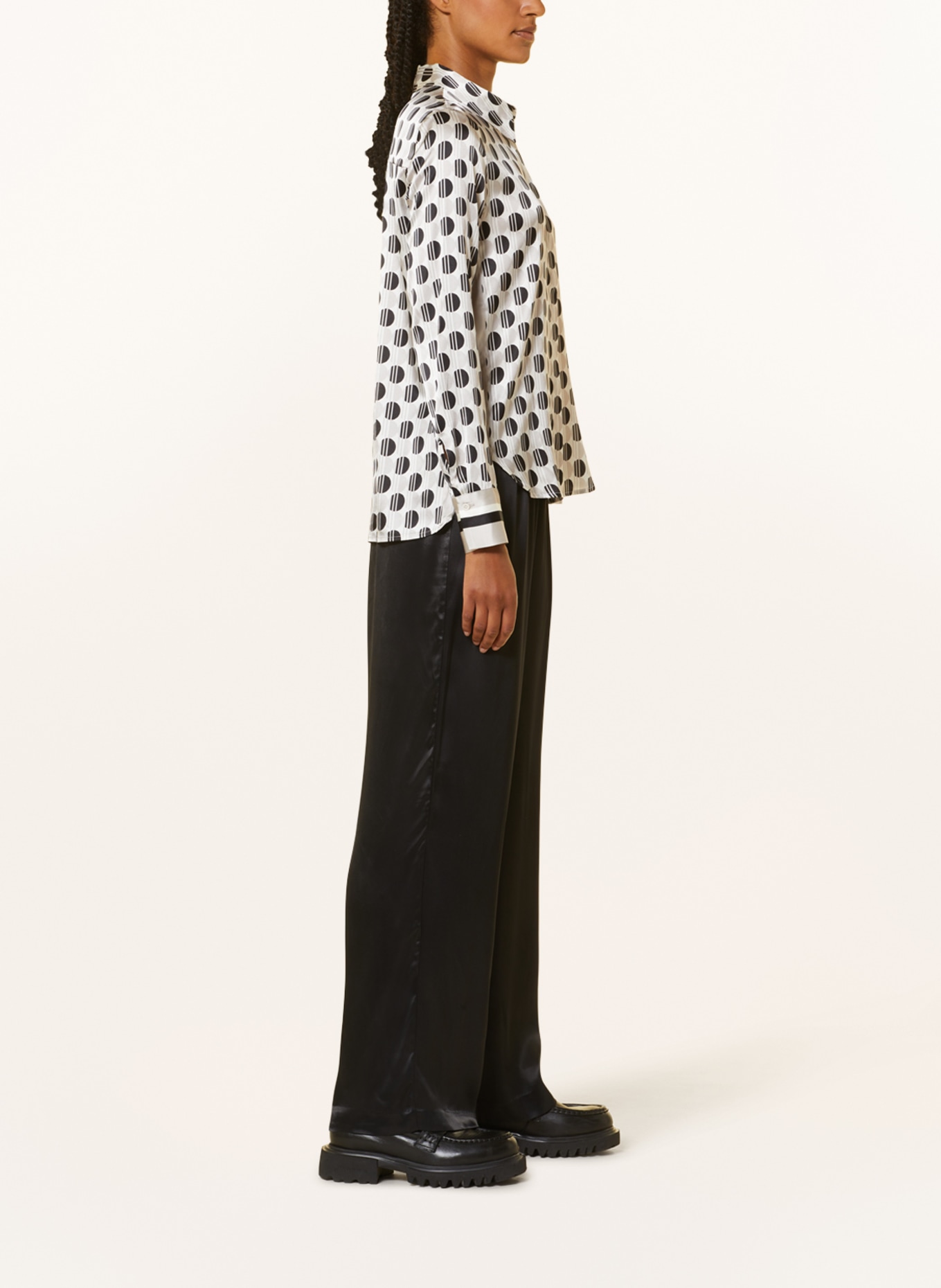 darling harbour Wide leg trousers in satin, Color: BLACK (Image 4)