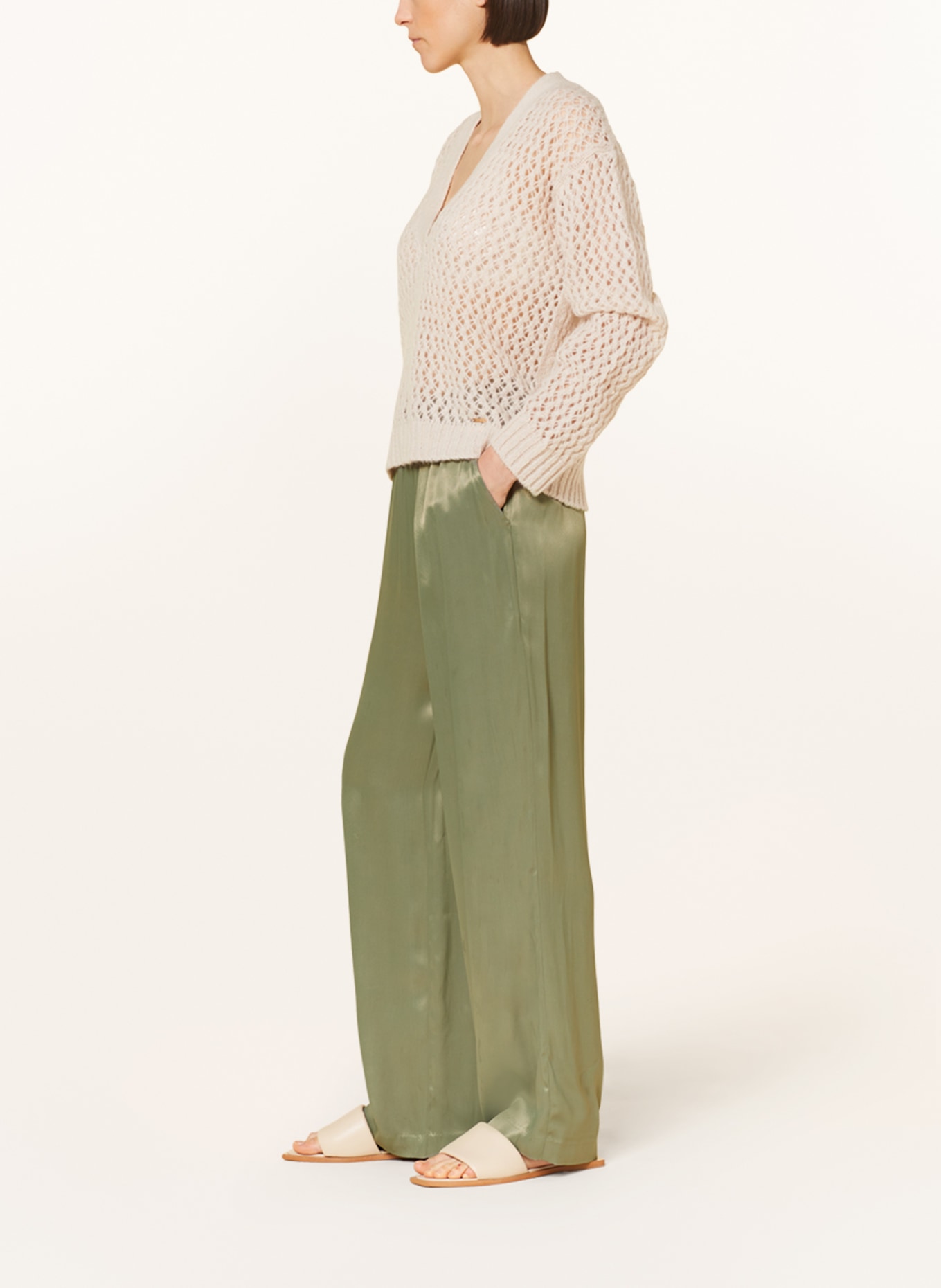 darling harbour Wide leg trousers in satin, Color: LIGHT GREEN (Image 4)
