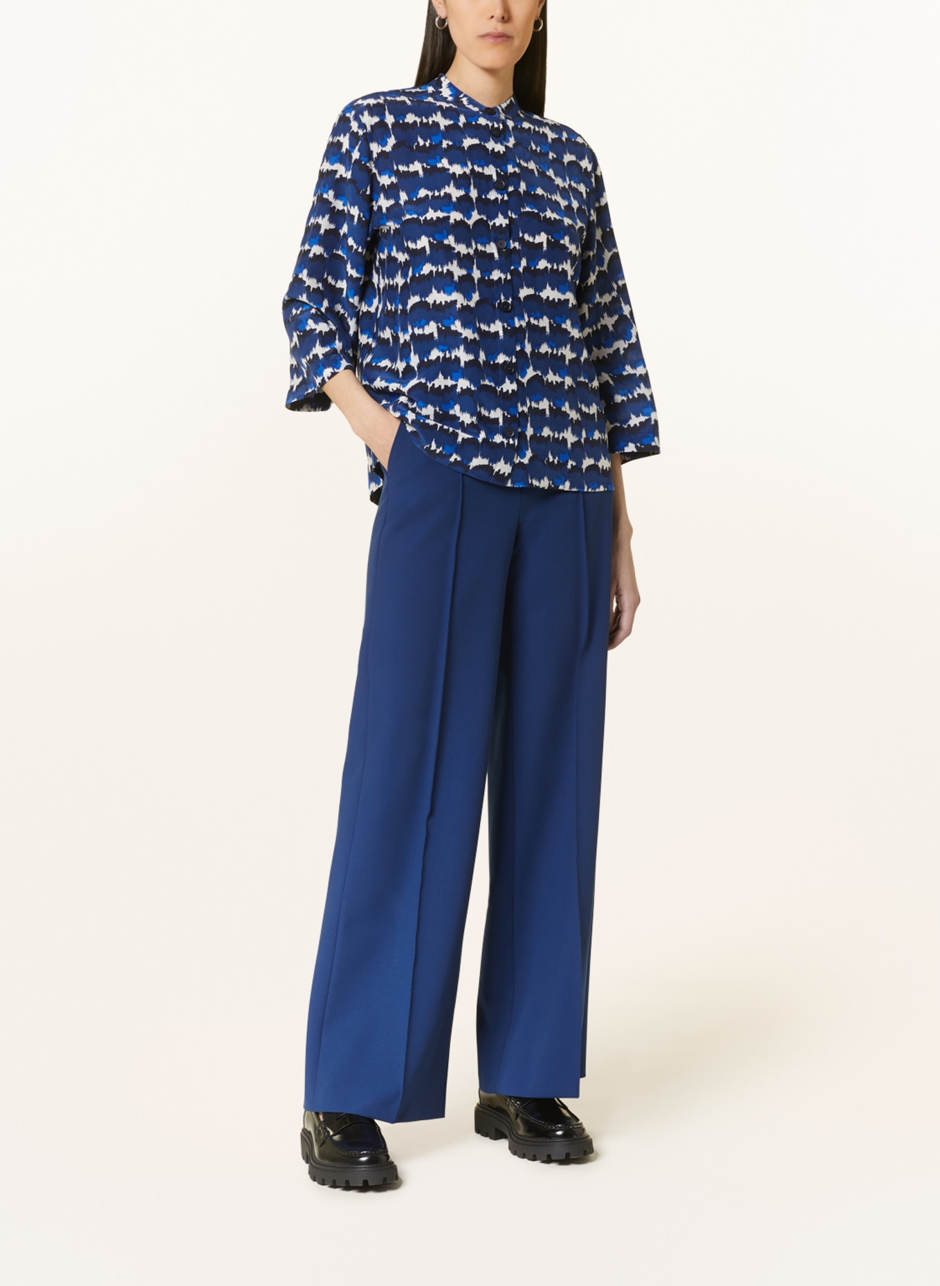 windsor. Blouse with 3/4 sleeves and silk, Color: DARK BLUE/ WHITE (Image 2)