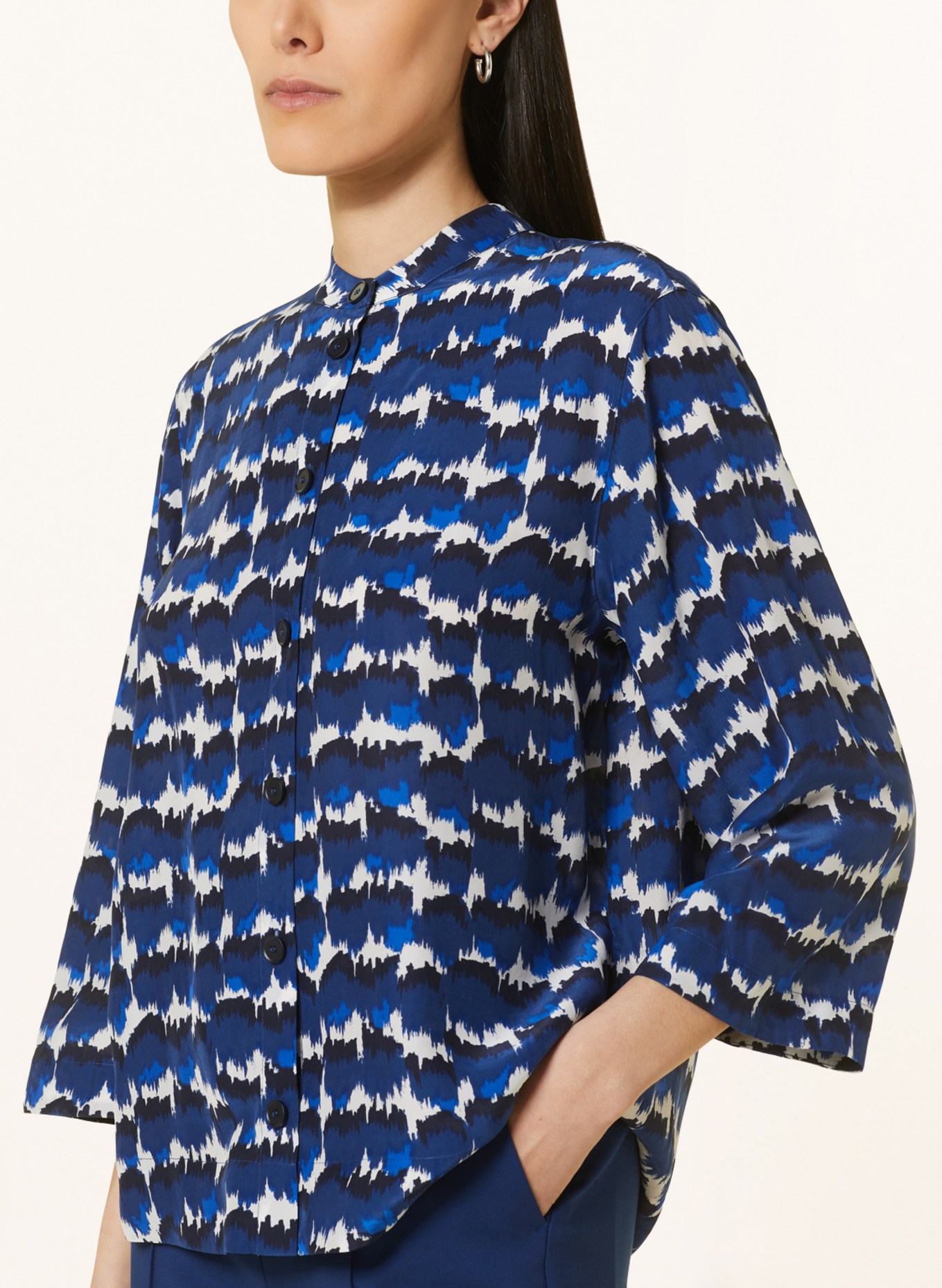 windsor. Blouse with 3/4 sleeves and silk, Color: DARK BLUE/ WHITE (Image 4)