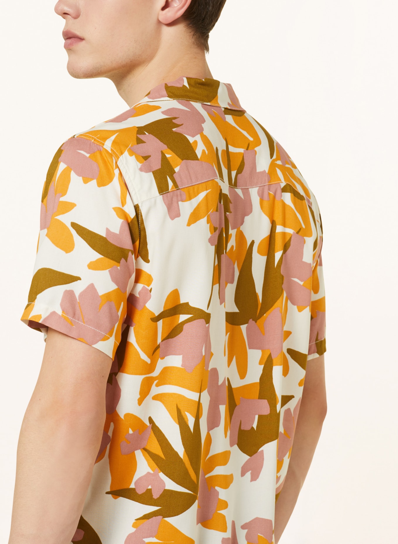 O'NEILL Resort shirt CAMORRO regular fit, Color: WHITE/ ORANGE/ ROSE (Image 4)