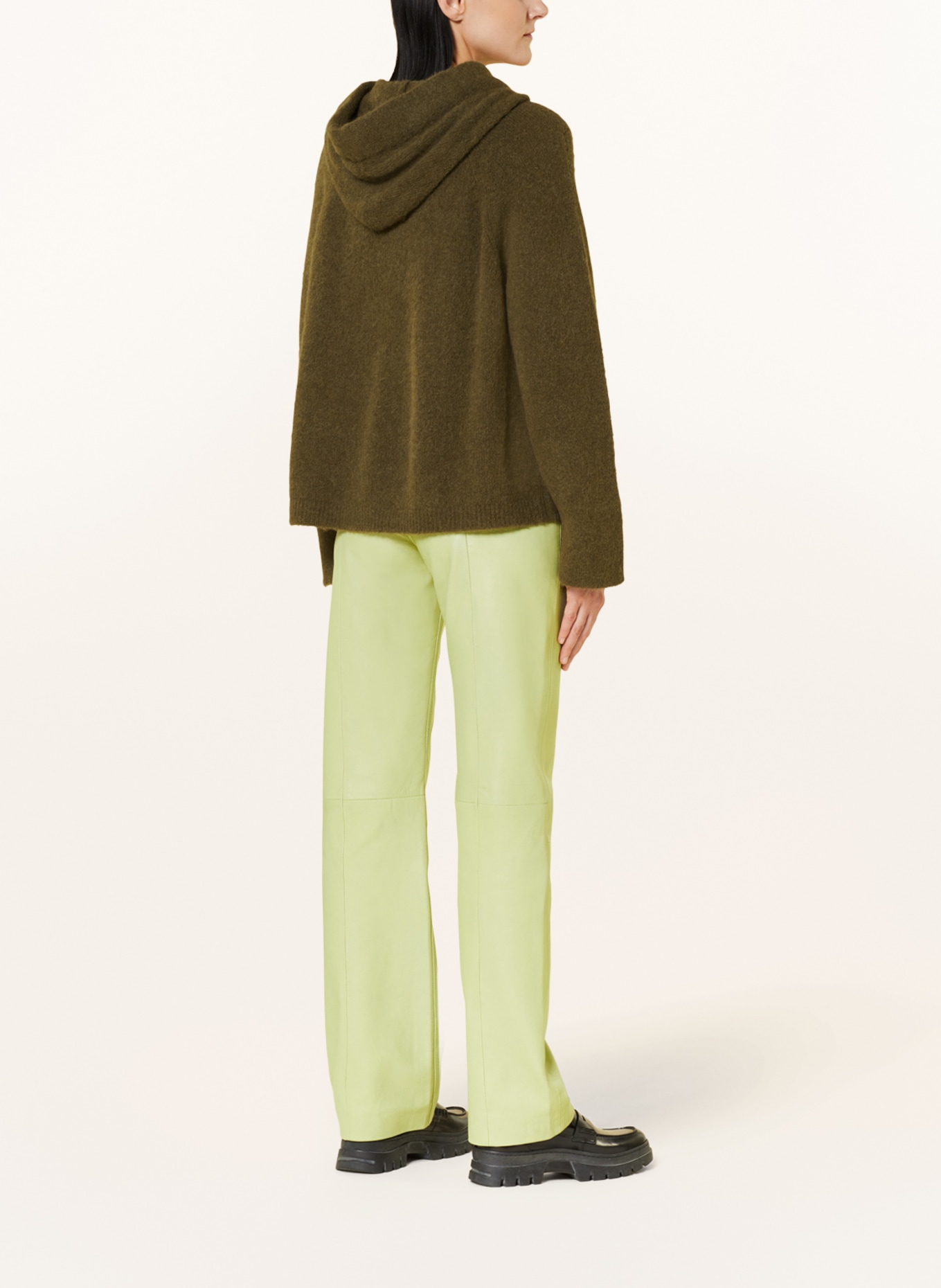 MRS & HUGS Dzianinowa bluza z kapturem, z alpaki, Kolor: KHAKI (Obrazek 3)