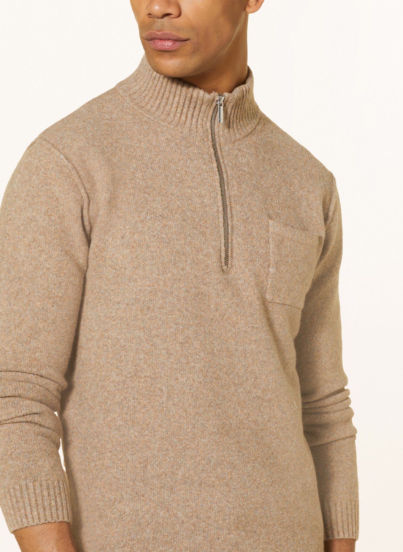 Light color sweater outlet