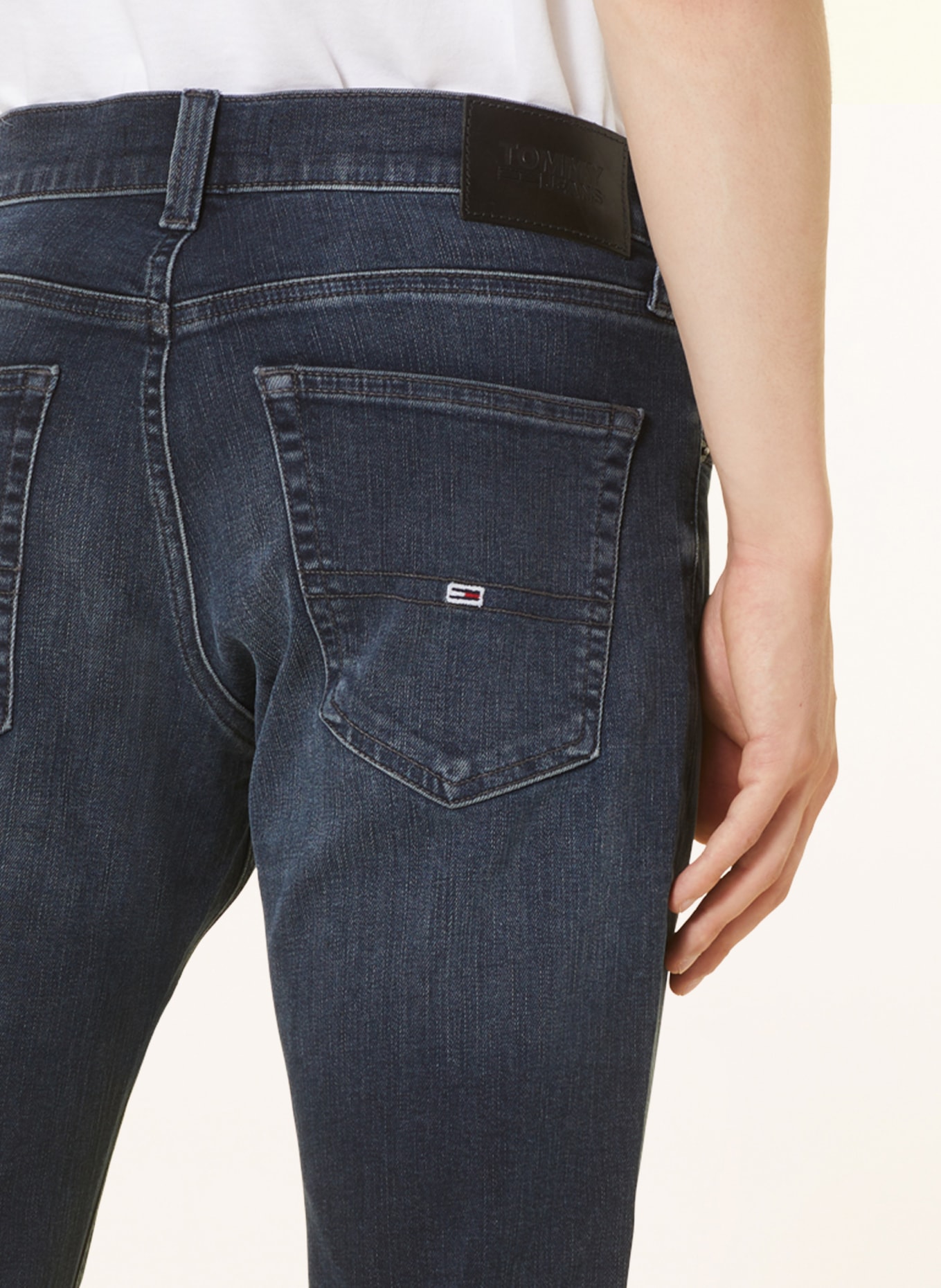 TOMMY JEANS Jeans SCANTON Slim Fit, Farbe: 1BK Denim Dark (Bild 5)