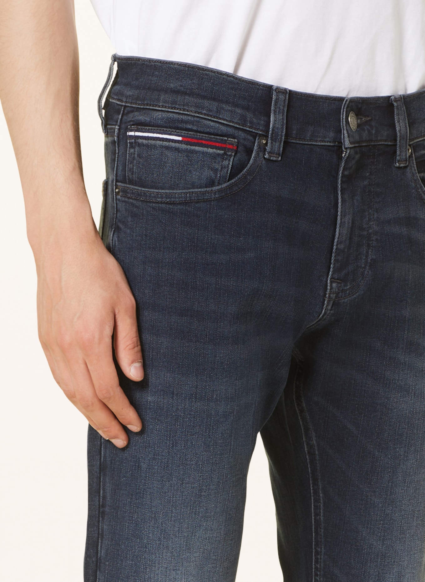 TOMMY JEANS Jeans SCANTON Slim Fit, Farbe: 1BK Denim Dark (Bild 6)