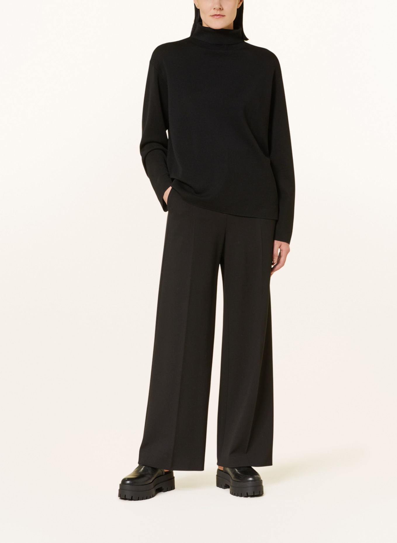 SMINFINITY Turtleneck sweater in merino wool, Color: BLACK (Image 2)