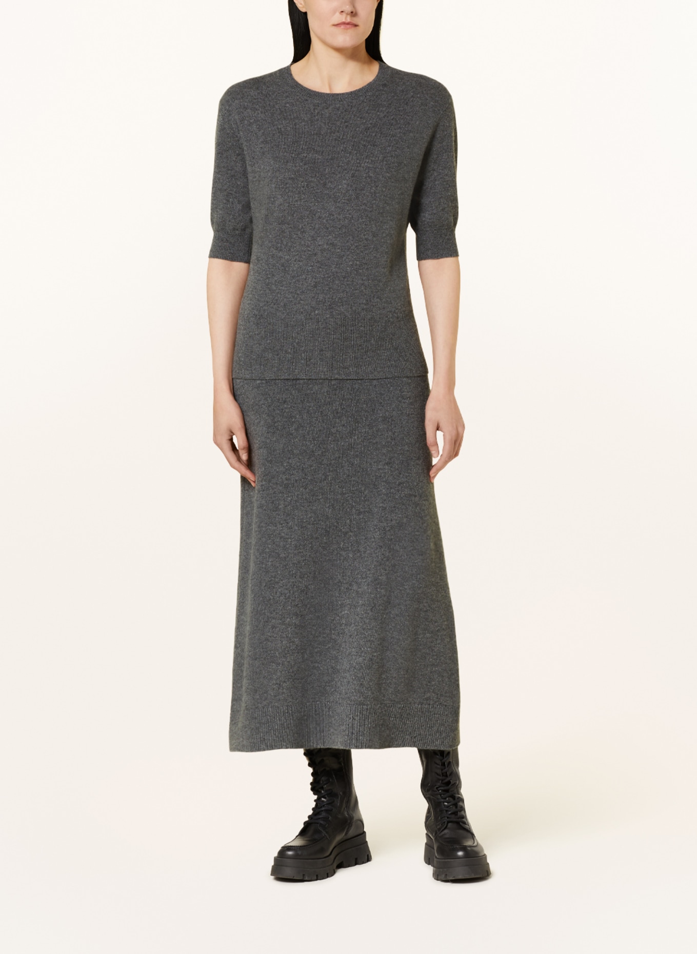 SMINFINITY Knit skirt in cashmere, Color: DARK GRAY (Image 2)