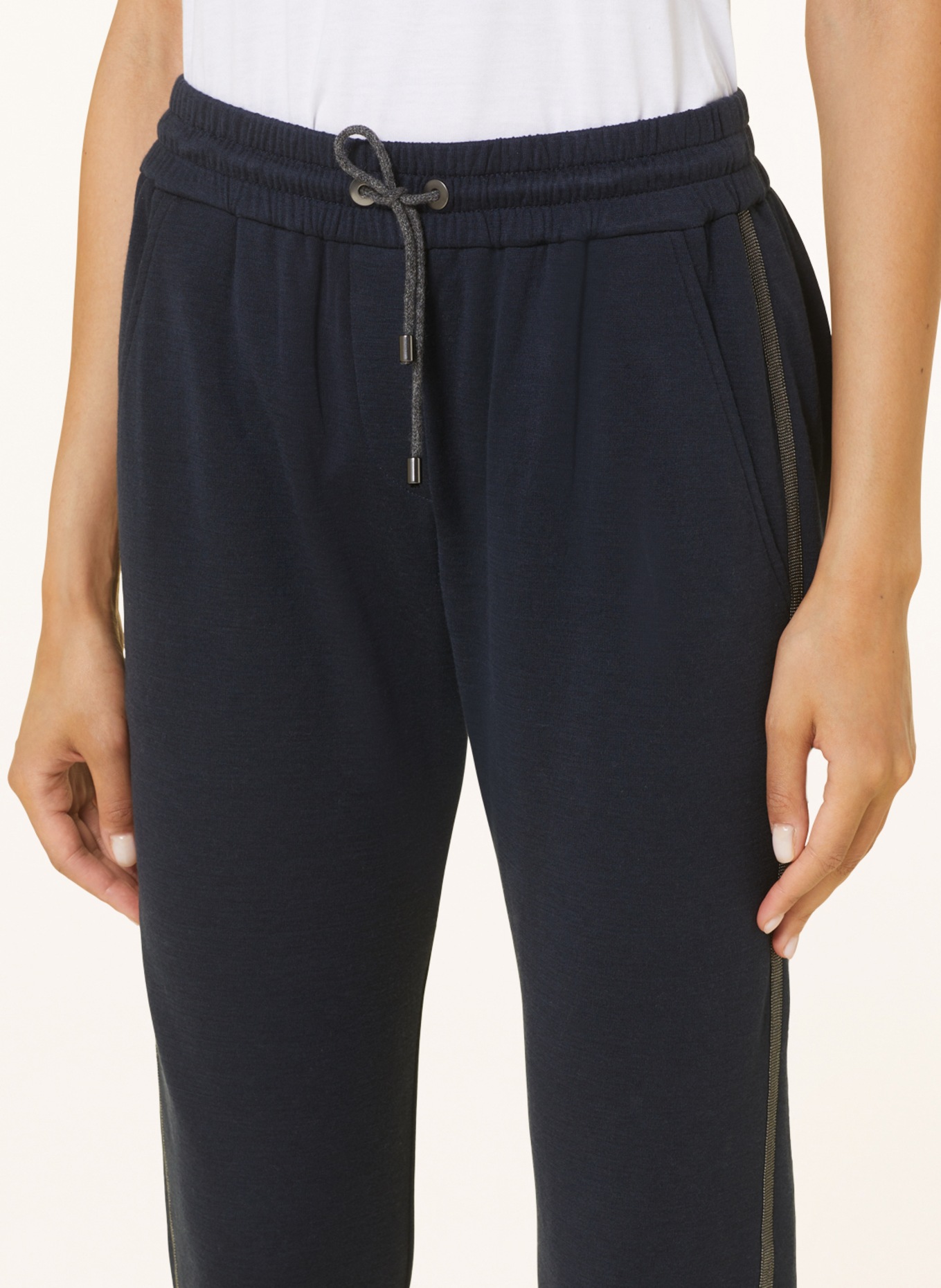 BRUNELLO CUCINELLI Pants in jogger style with silk, Color: DARK BLUE (Image 5)