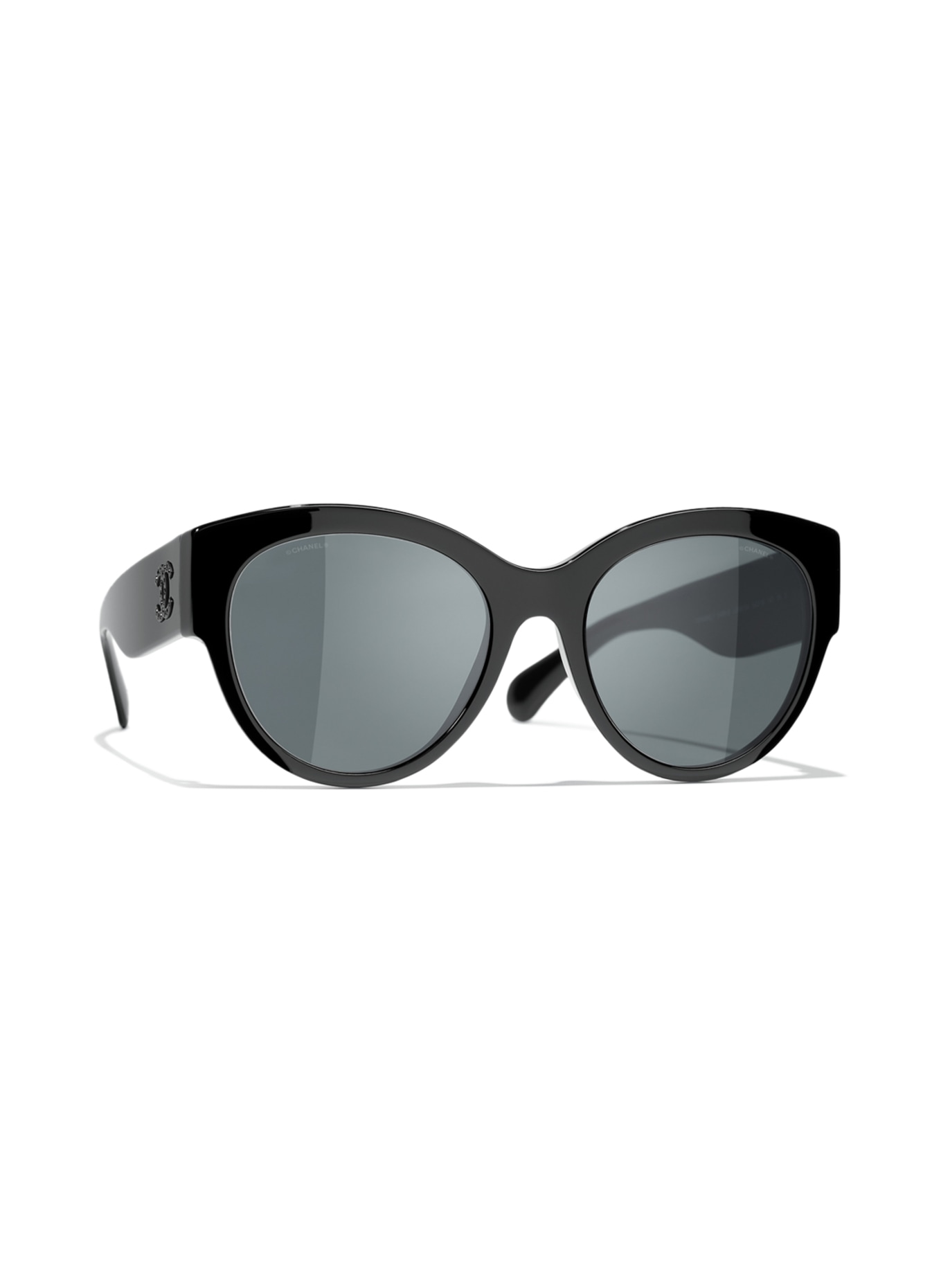 CHANEL Okulary przeciwsłoneczne o kształcie kocich oczu, Kolor: C888S4 – CZARNY/CIEMNOSZARY (Obrazek 1)