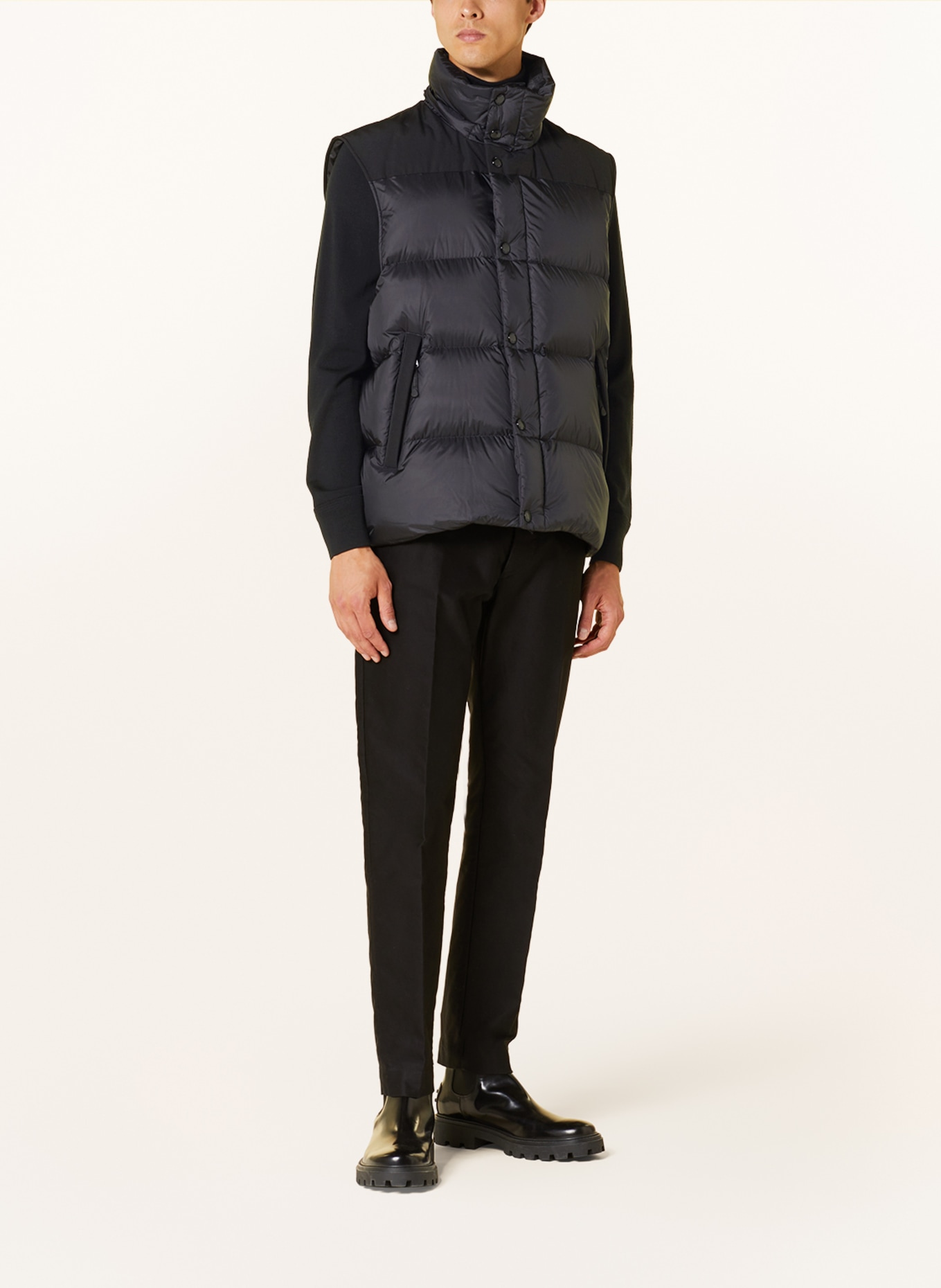 BURBERRY Down jacket LEEDS with detachable sleeves, Color: BLACK (Image 2)