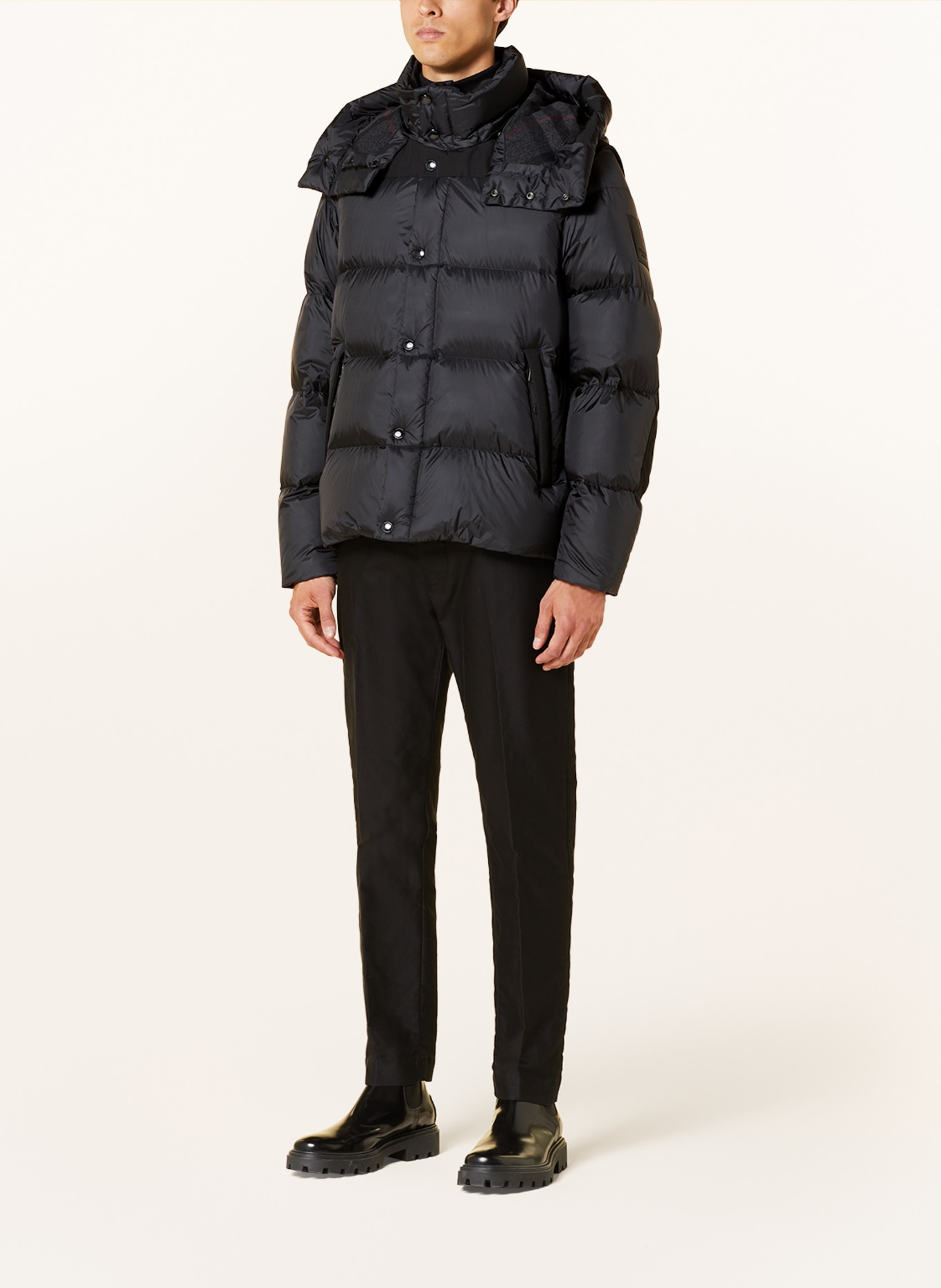 BURBERRY Down jacket LEEDS with detachable sleeves, Color: BLACK (Image 3)