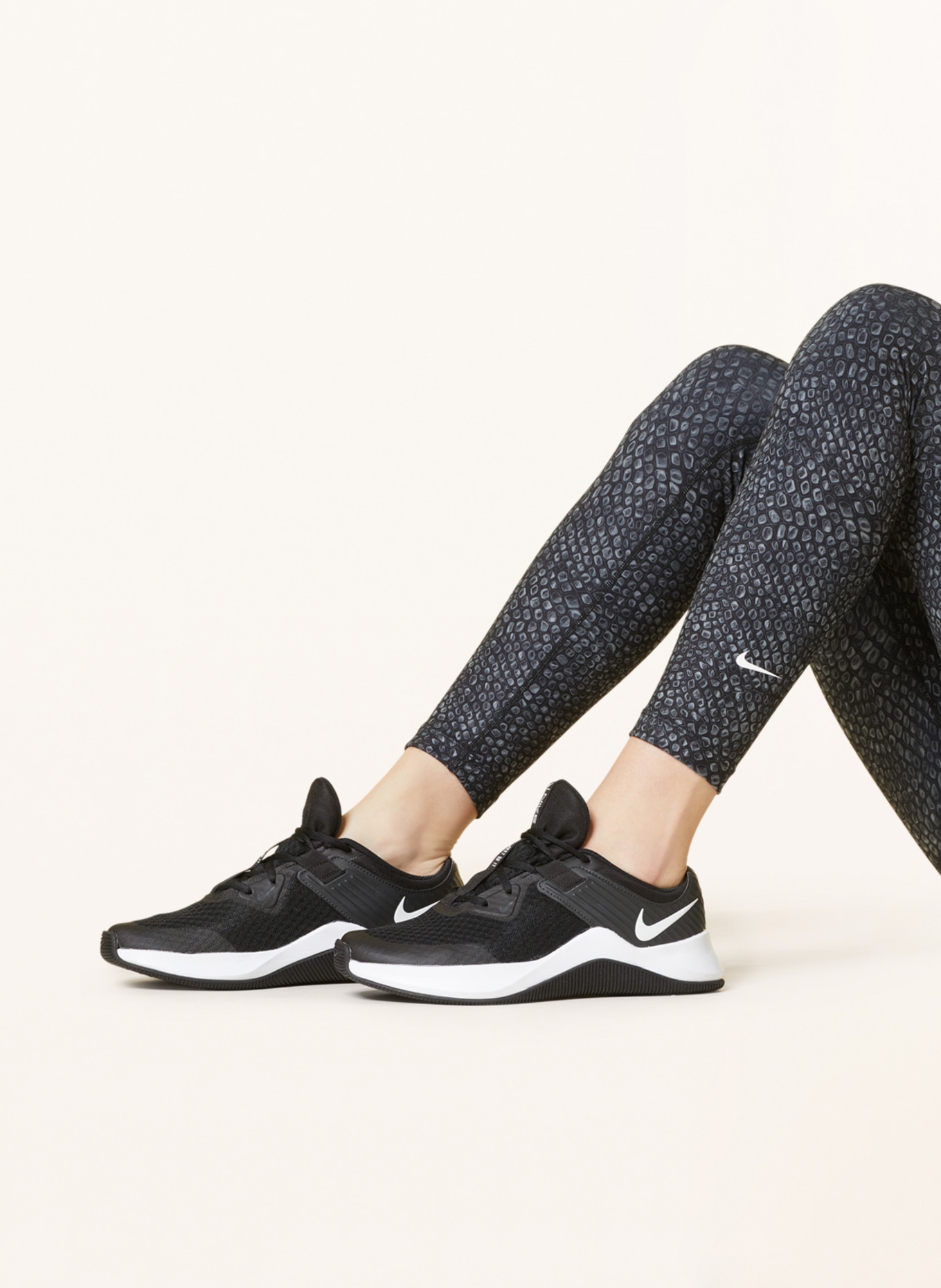 Nike Legíny ONE, Barva: TMAVĚ ŠEDÁ/ SVĚTLE ŠEDÁ (Obrázek 5)