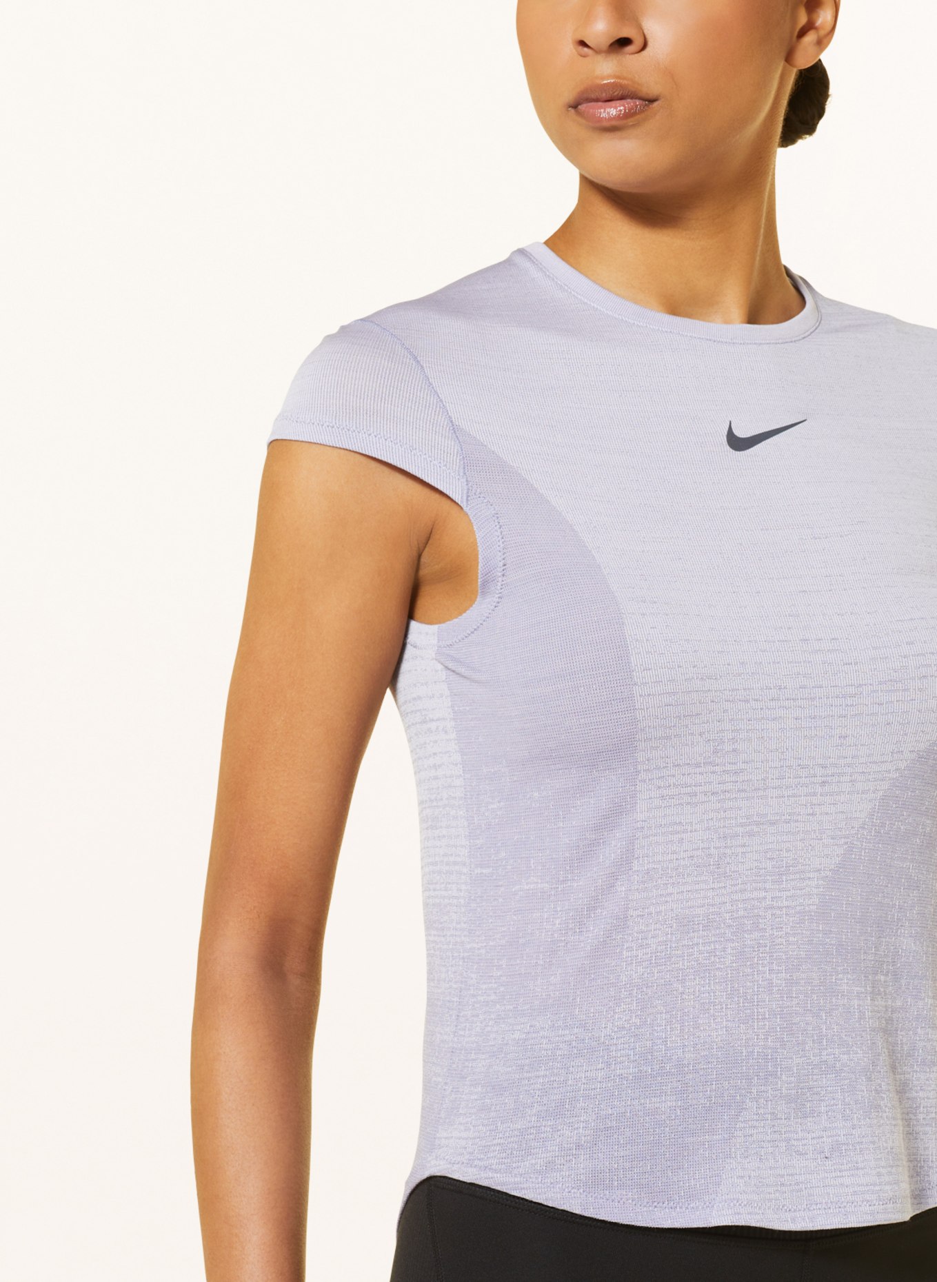 Nike Koszulka do biegania DRI-FIT RUN DIVISION, Kolor: JASNOFIOLETOWY (Obrazek 4)