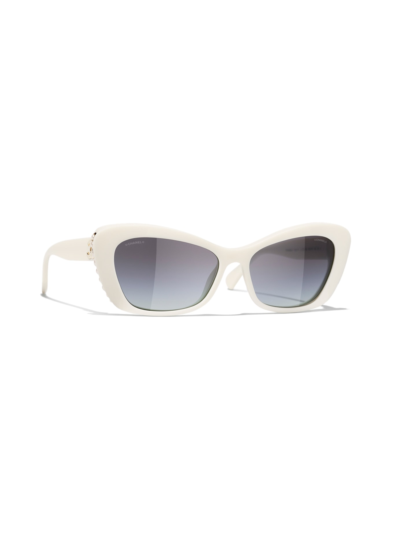CHANEL Cat-eye shaped sunglasses, Color: 1255S6 - WHITE/ DARK GRAY GRADIENT (Image 1)