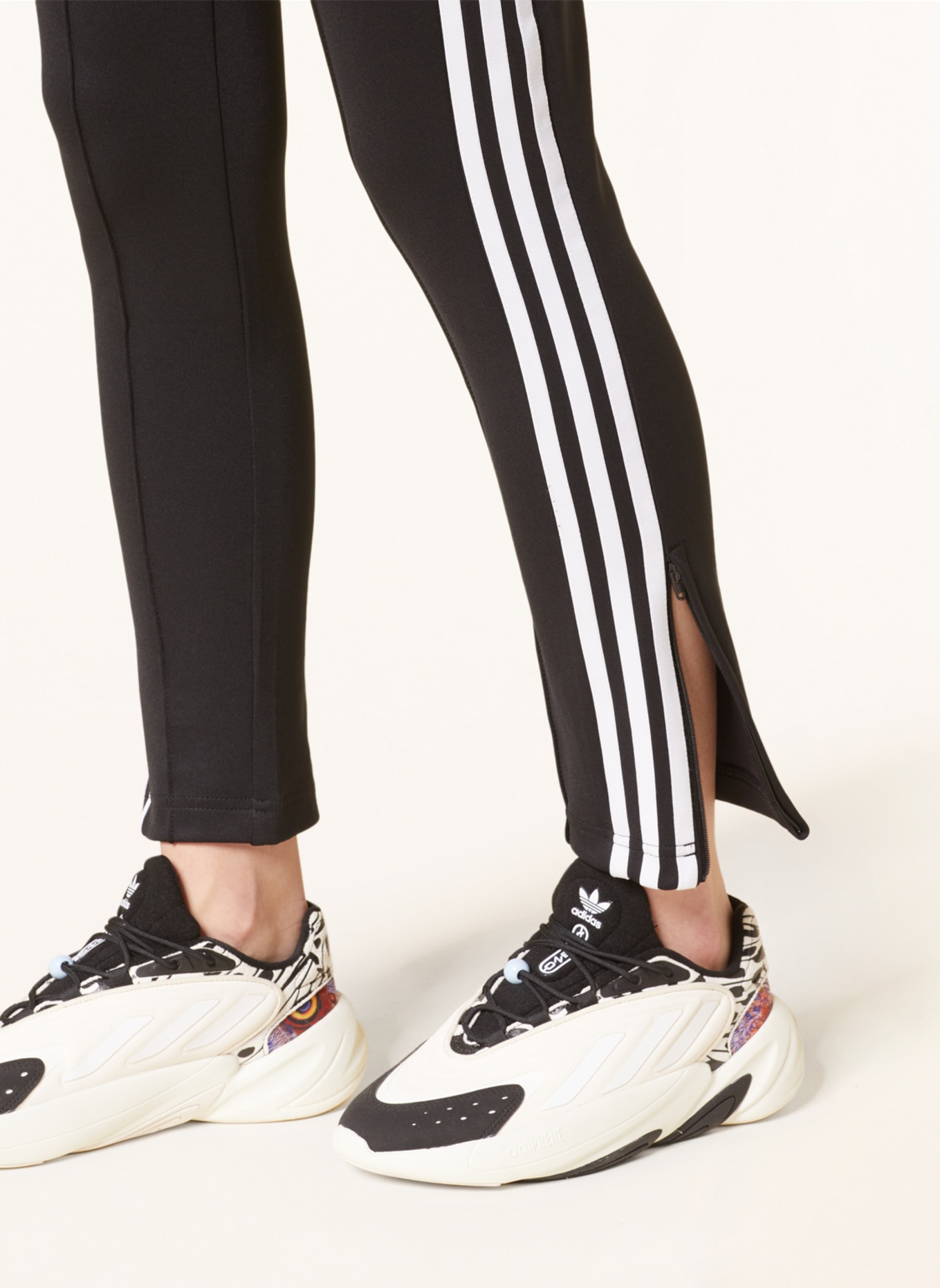 adidas Originals Track pants ADICOLOR SST, Color: BLACK/ WHITE (Image 5)