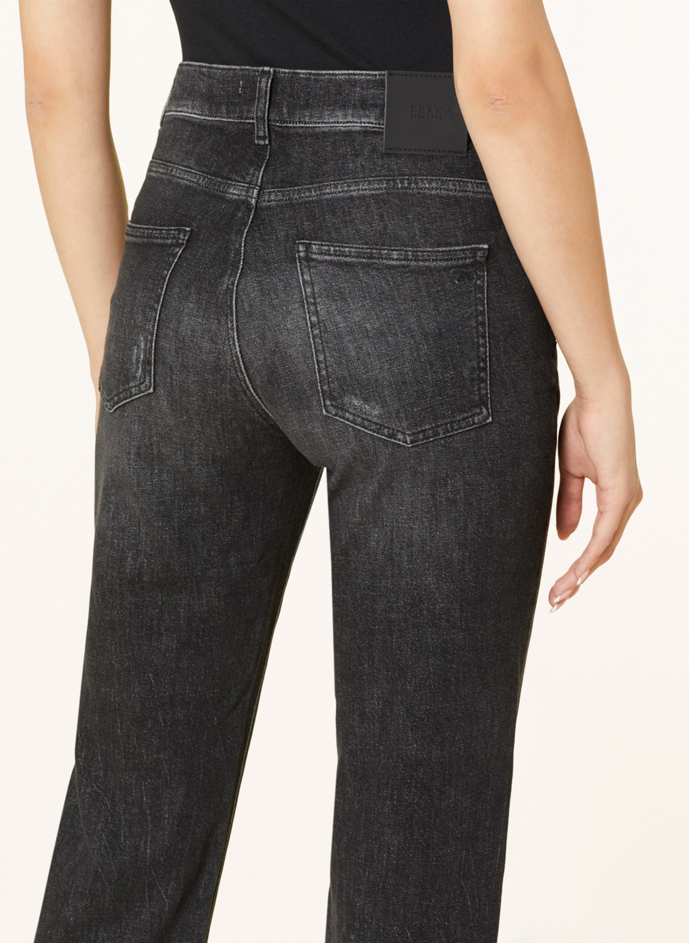 BRAX Straight Jeans MADISON, Farbe: 09 USED DARK GREY (Bild 5)