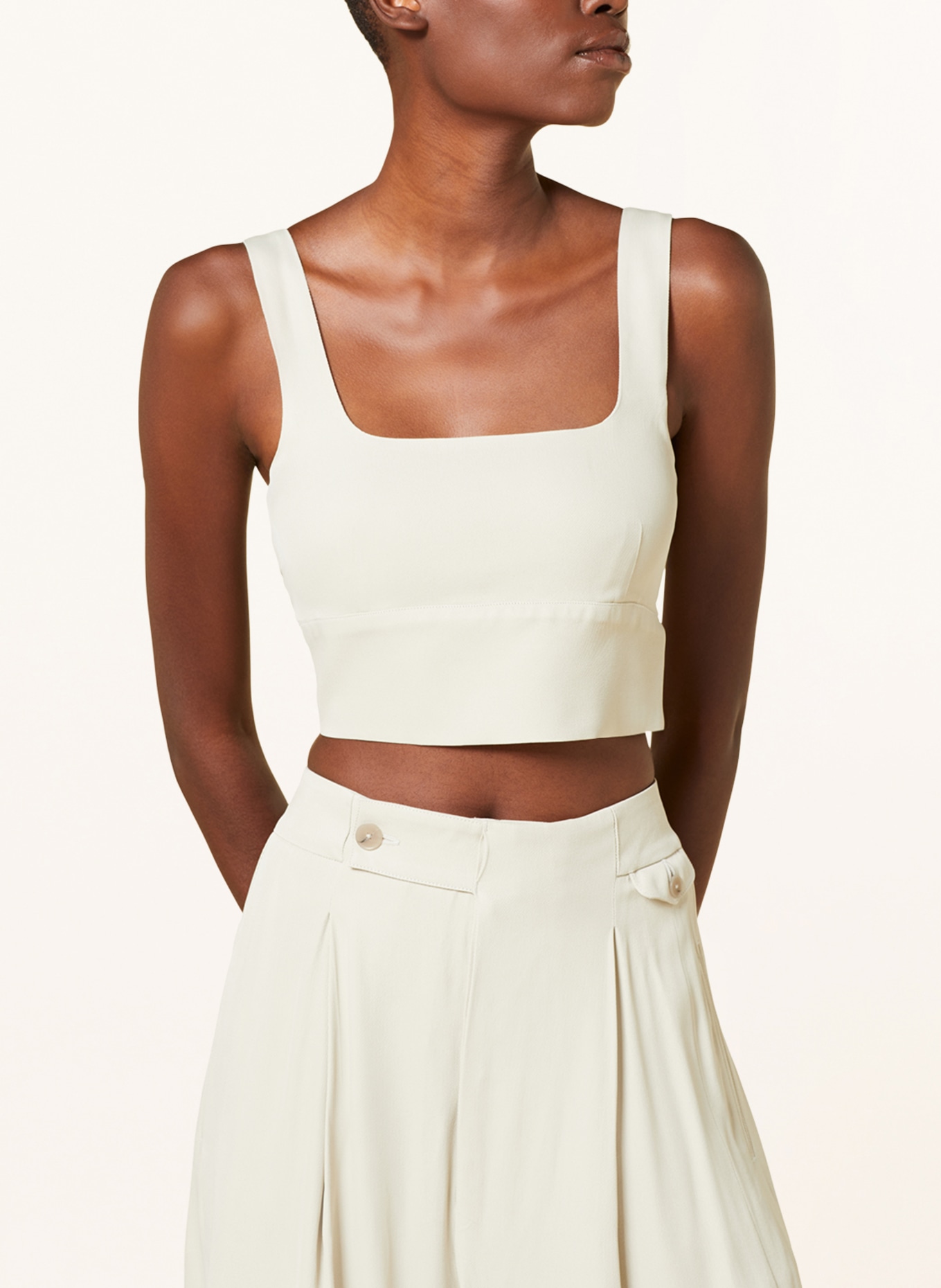 CLOSED Cropped top, Color: LIGHT GREEN (Image 4)