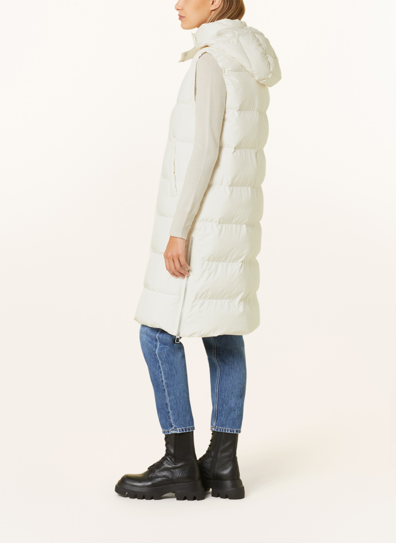darling harbour Quilted vest with removable hood and SORONA®AURA insulation, Color: WHITE (Image 4)