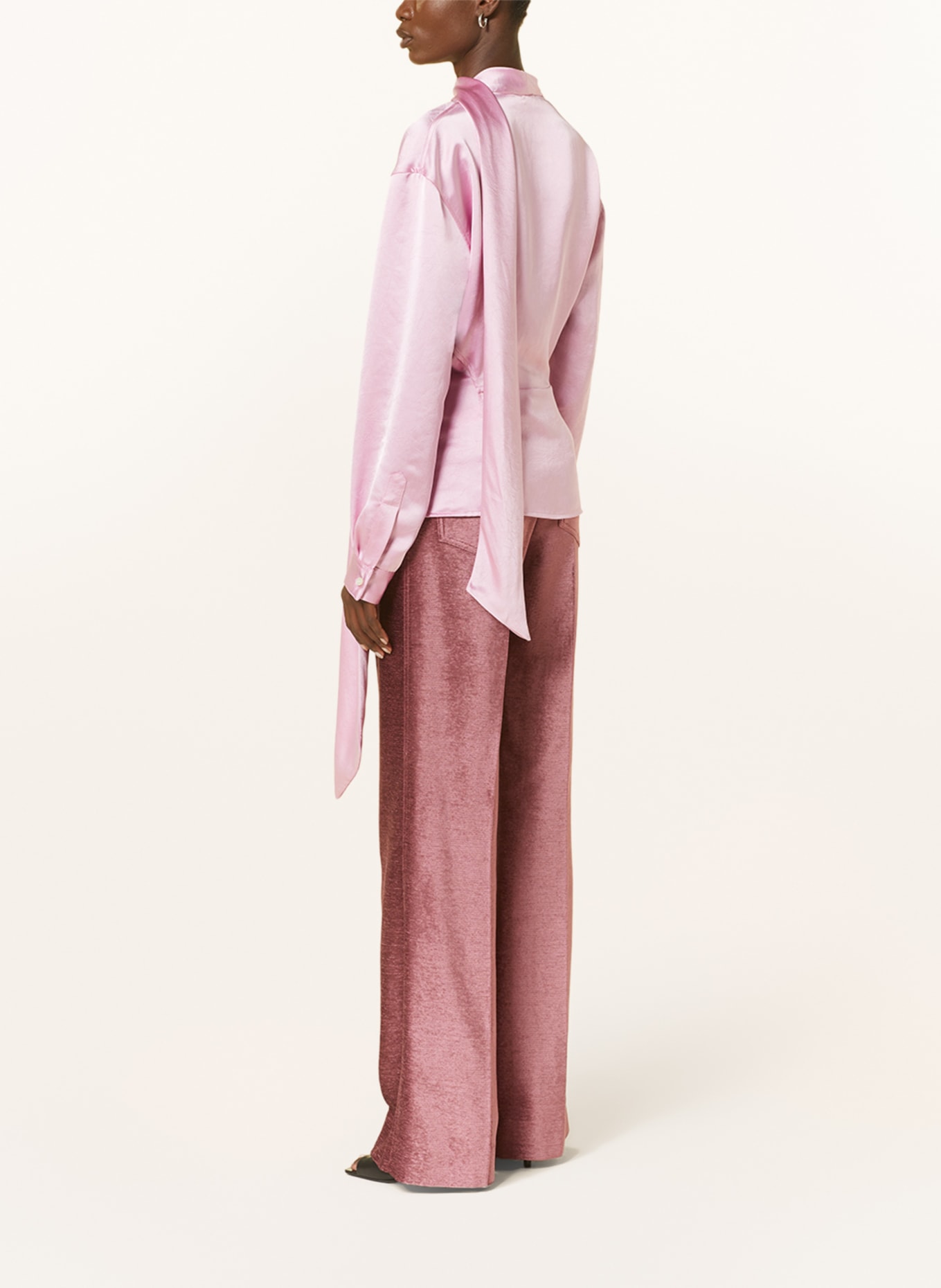 VICTORIABECKHAM Bow-tie blouse in satin with frills, Color: PINK (Image 3)