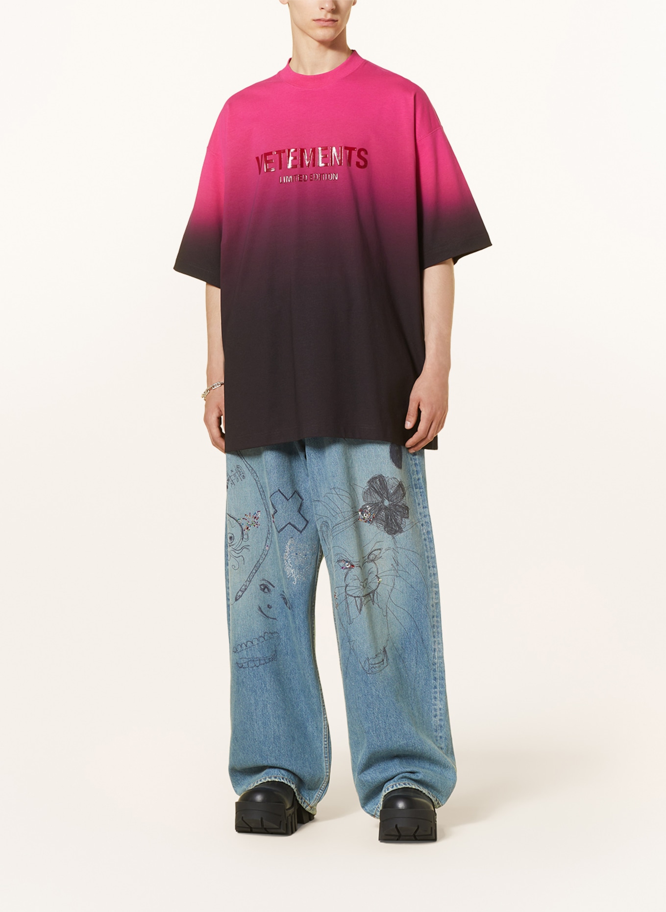 VETEMENTS Oversized-Shirt, Farbe: PINK/ DUNKELBRAUN (Bild 2)