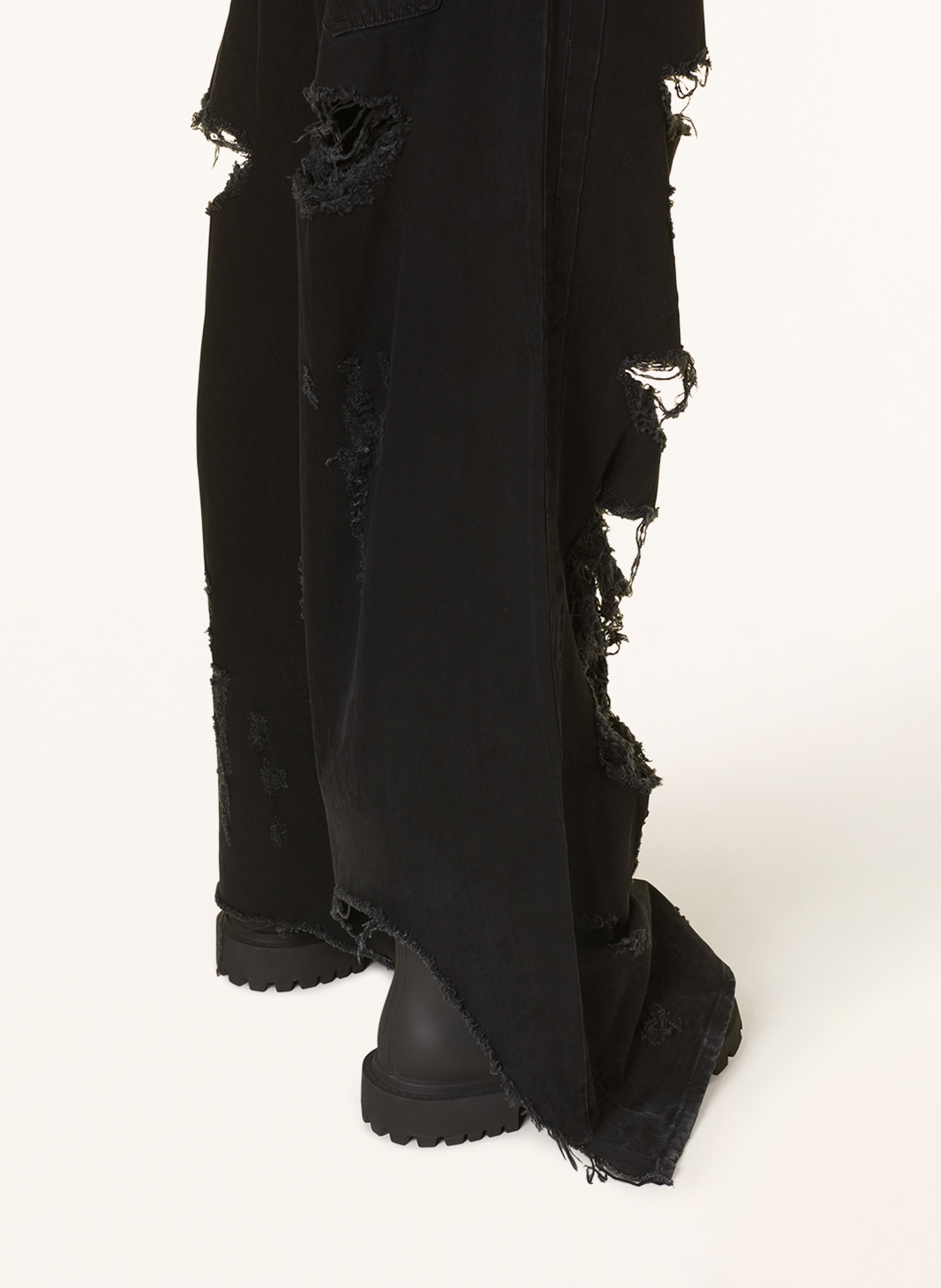 VETEMENTS Destroyed jeans regular fit, Color: BLACK (Image 6)
