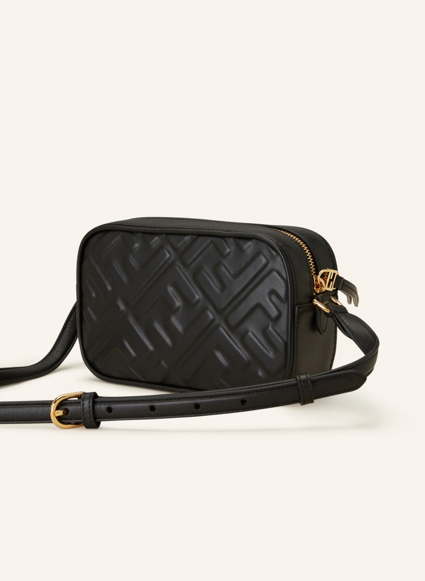 Fendi camera bag logo hot sale