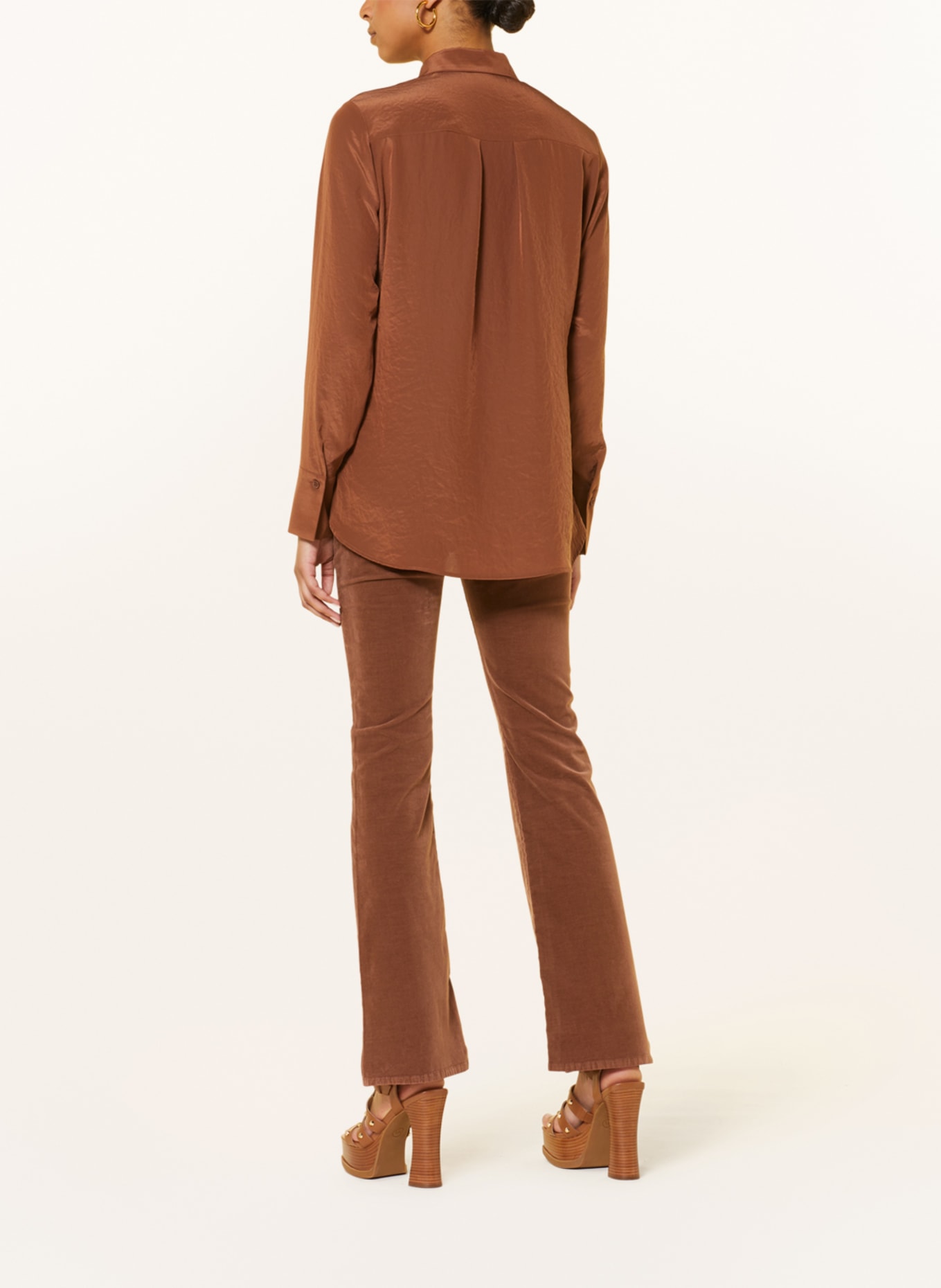 RIANI Bootcut trousers in velvet, Color: BROWN (Image 3)