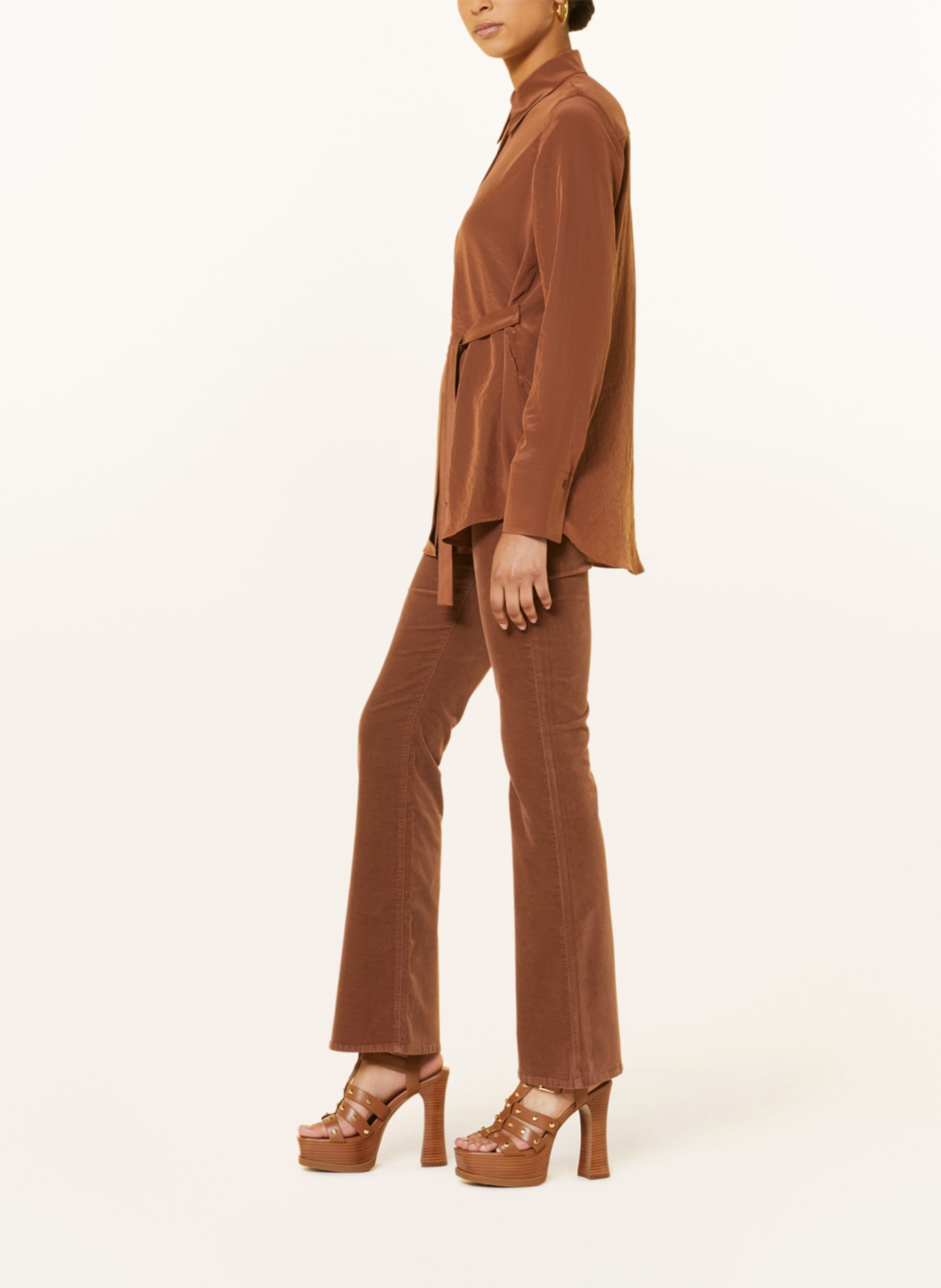 RIANI Bootcut trousers in velvet, Color: BROWN (Image 4)