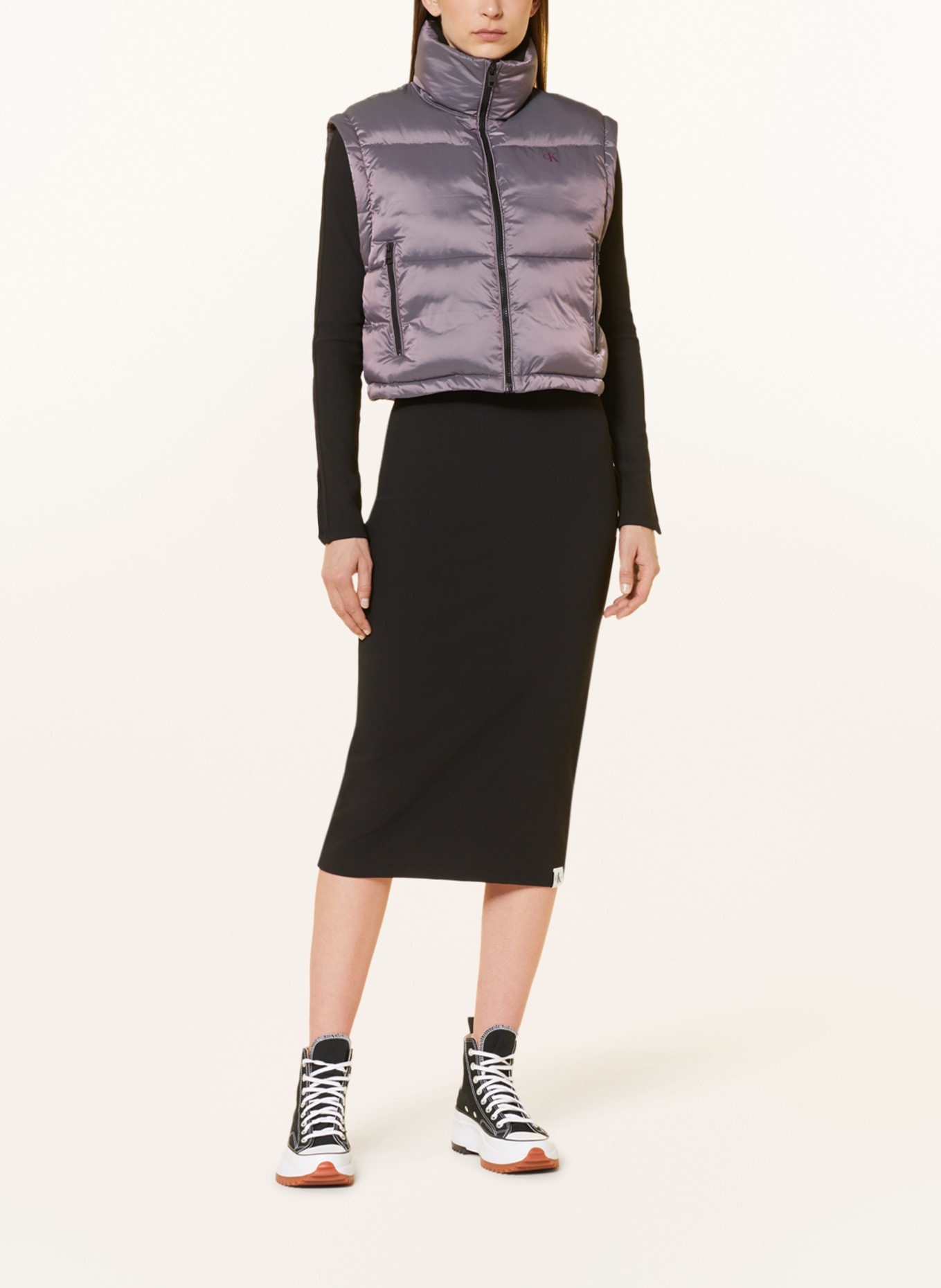 Calvin Klein Jeans Prošívaný kabát s odnímatelnými rukávy, Barva: TMAVĚ FIALOVÁ (Obrázek 2)