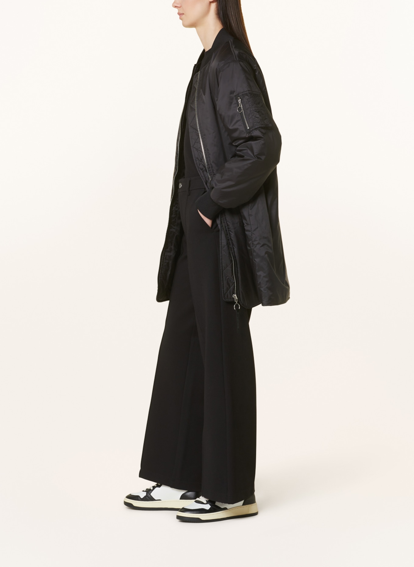 Marc O'Polo DENIM Wide leg trousers made of jersey, Color: BLACK (Image 4)