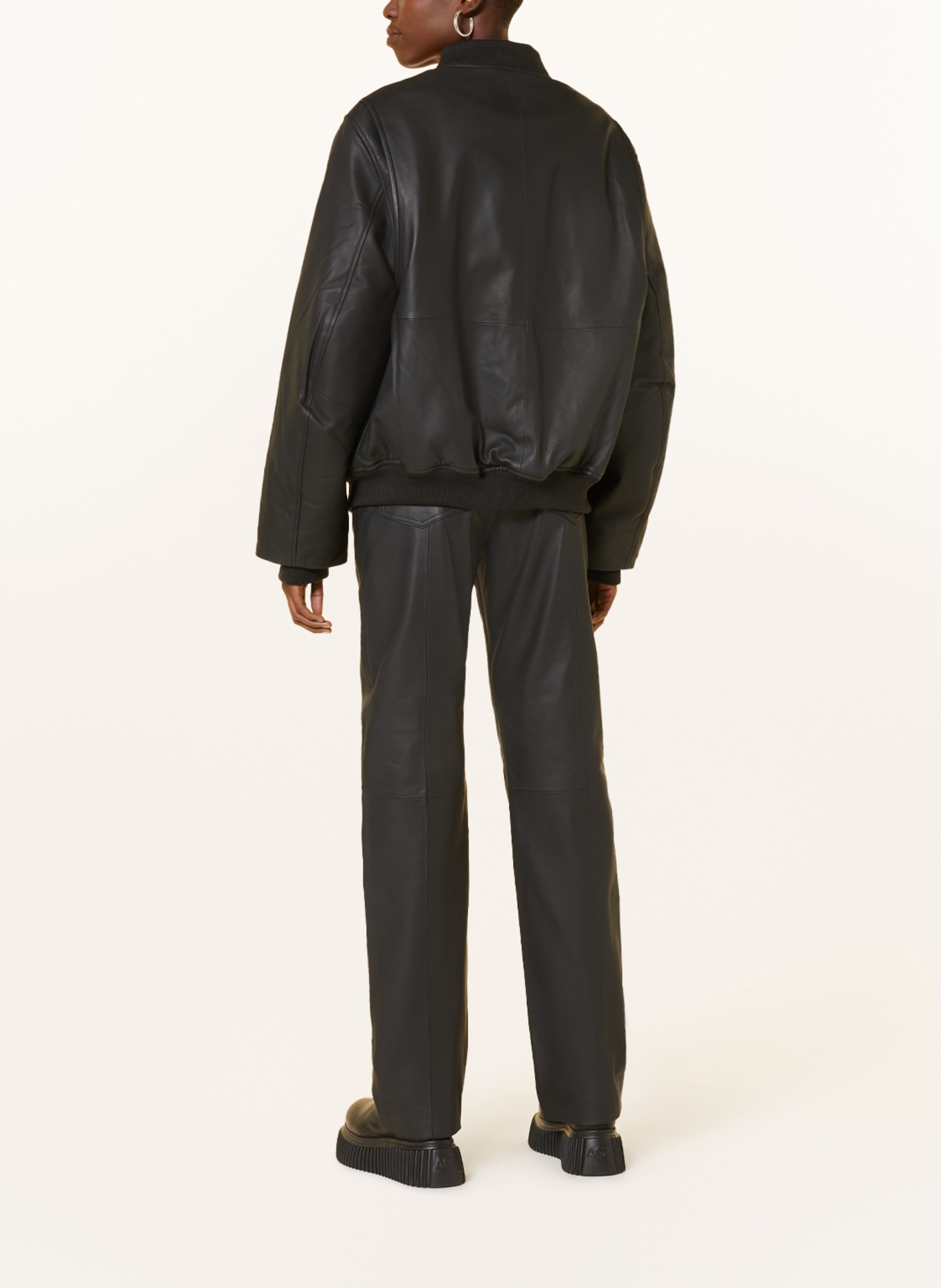 REMAIN Oversized bomber jacket made of leather, Color: BLACK (Image 3)