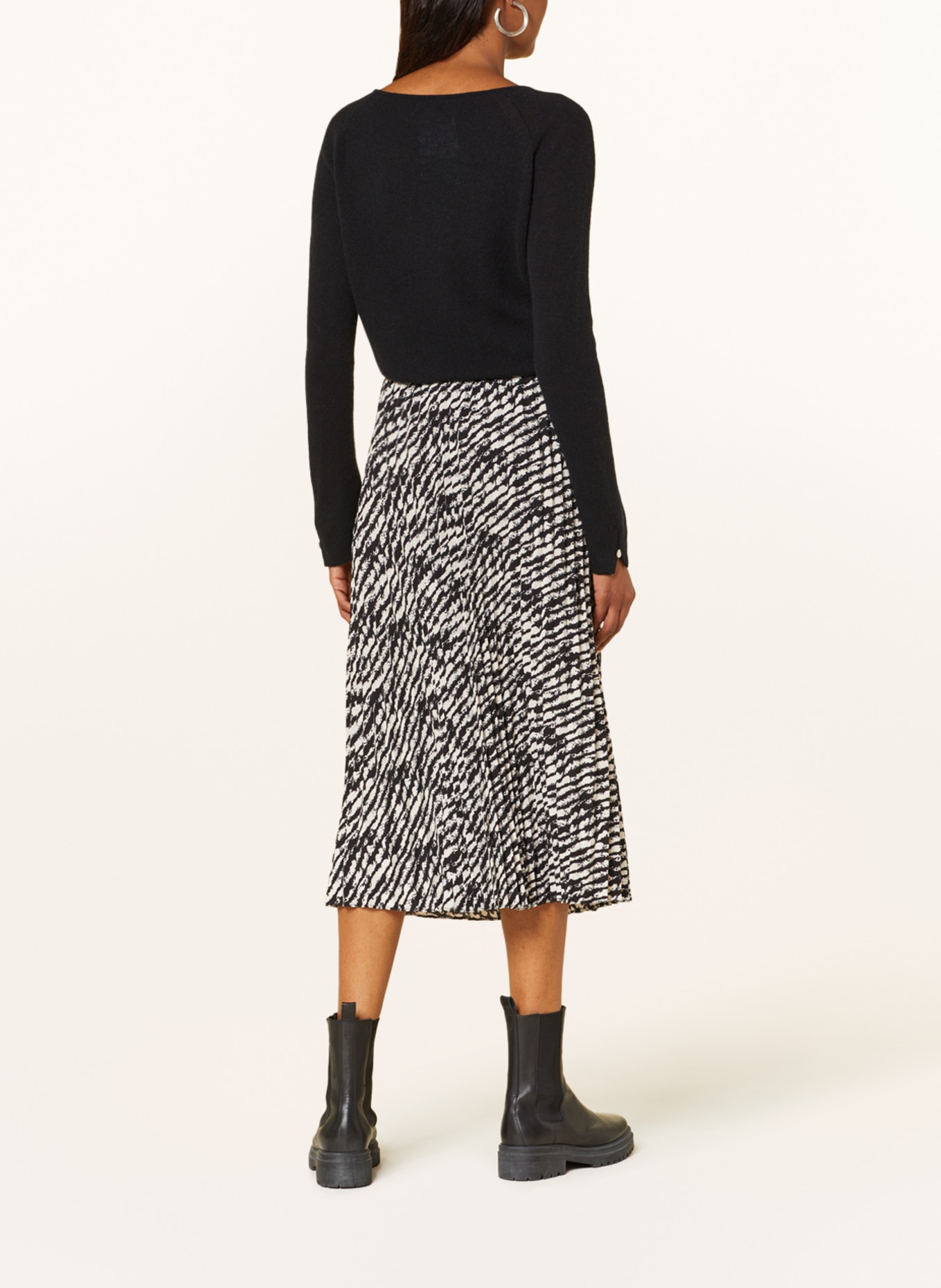summum woman Pleated skirt with glitter thread, Color: BLACK/ CREAM (Image 3)