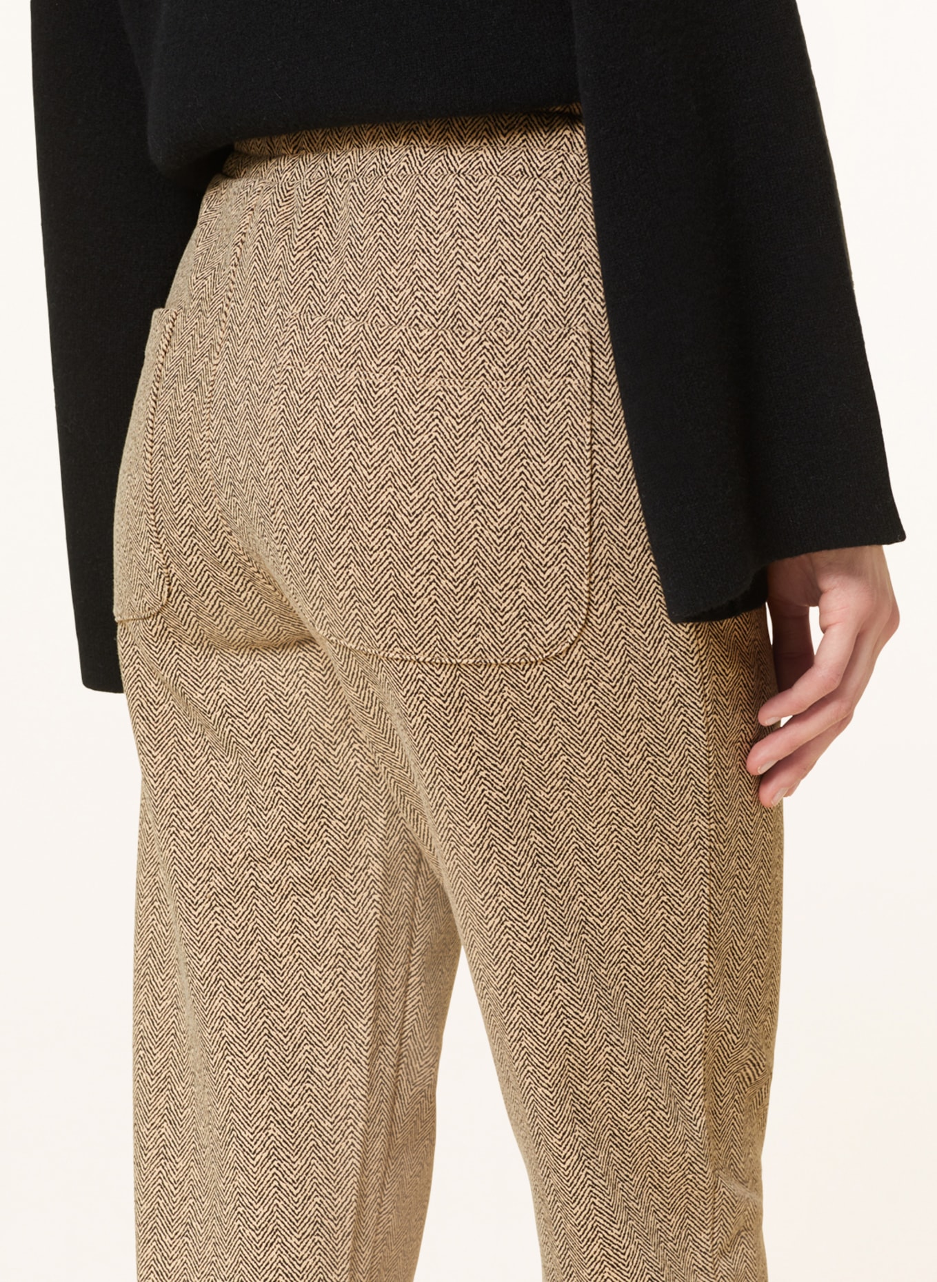 Juvia 7/8 pants MARGIE in jogger style, Color: CAMEL/ BLACK (Image 5)